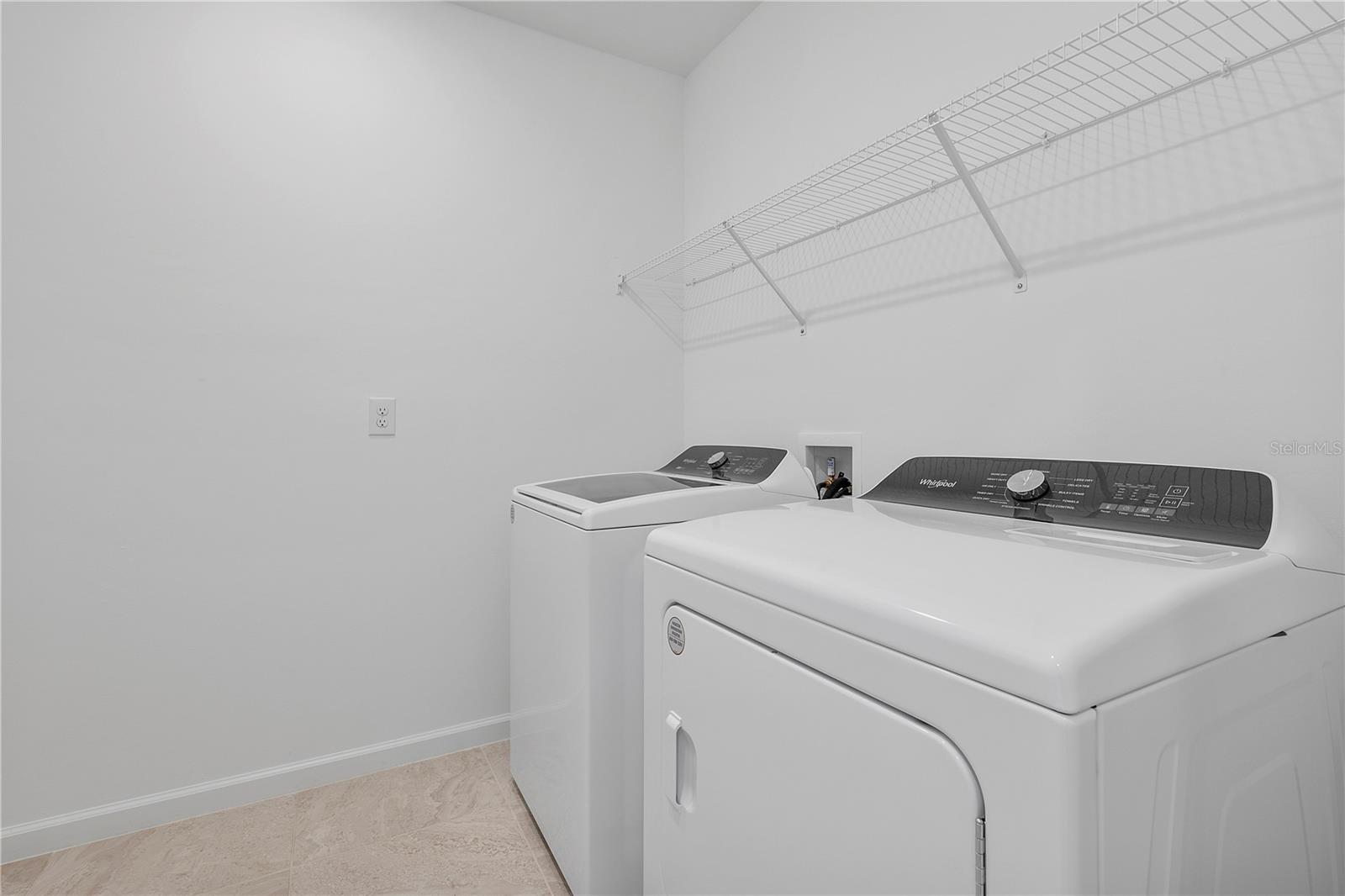 Image 11 of 26 For 42392 Cascade Drive