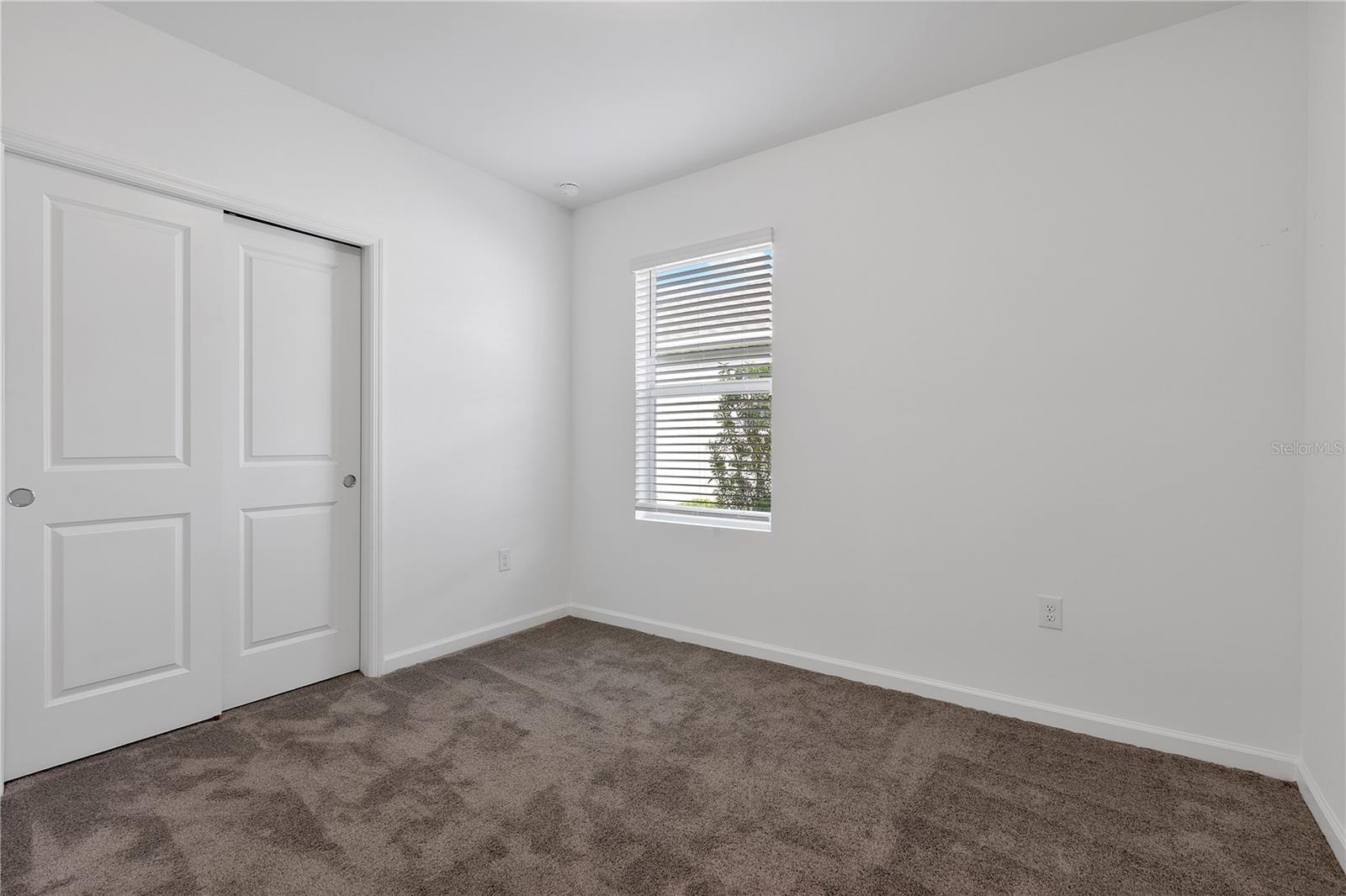Image 12 of 26 For 42392 Cascade Drive