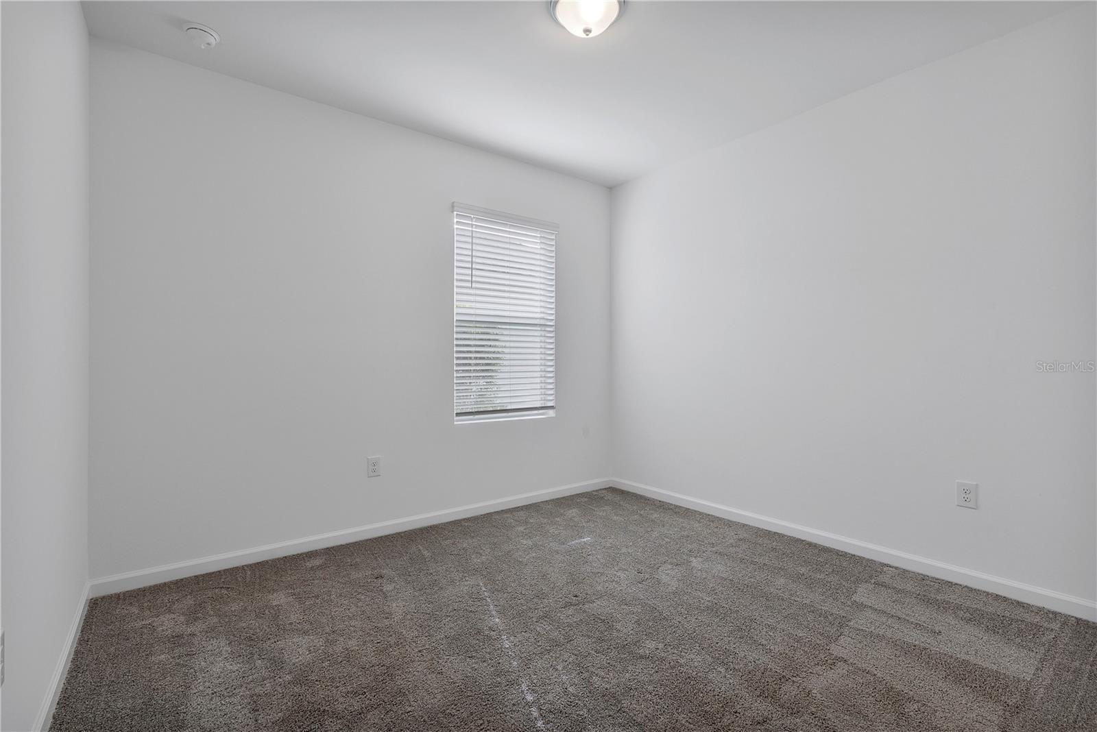 Image 8 of 26 For 42392 Cascade Drive