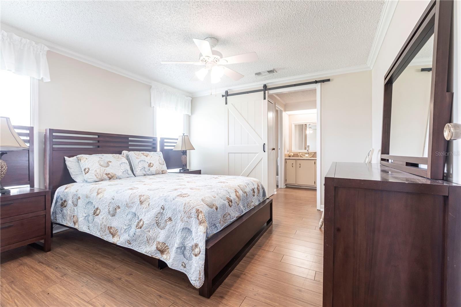 Image 13 of 74 For 2100 Kings Highway 655