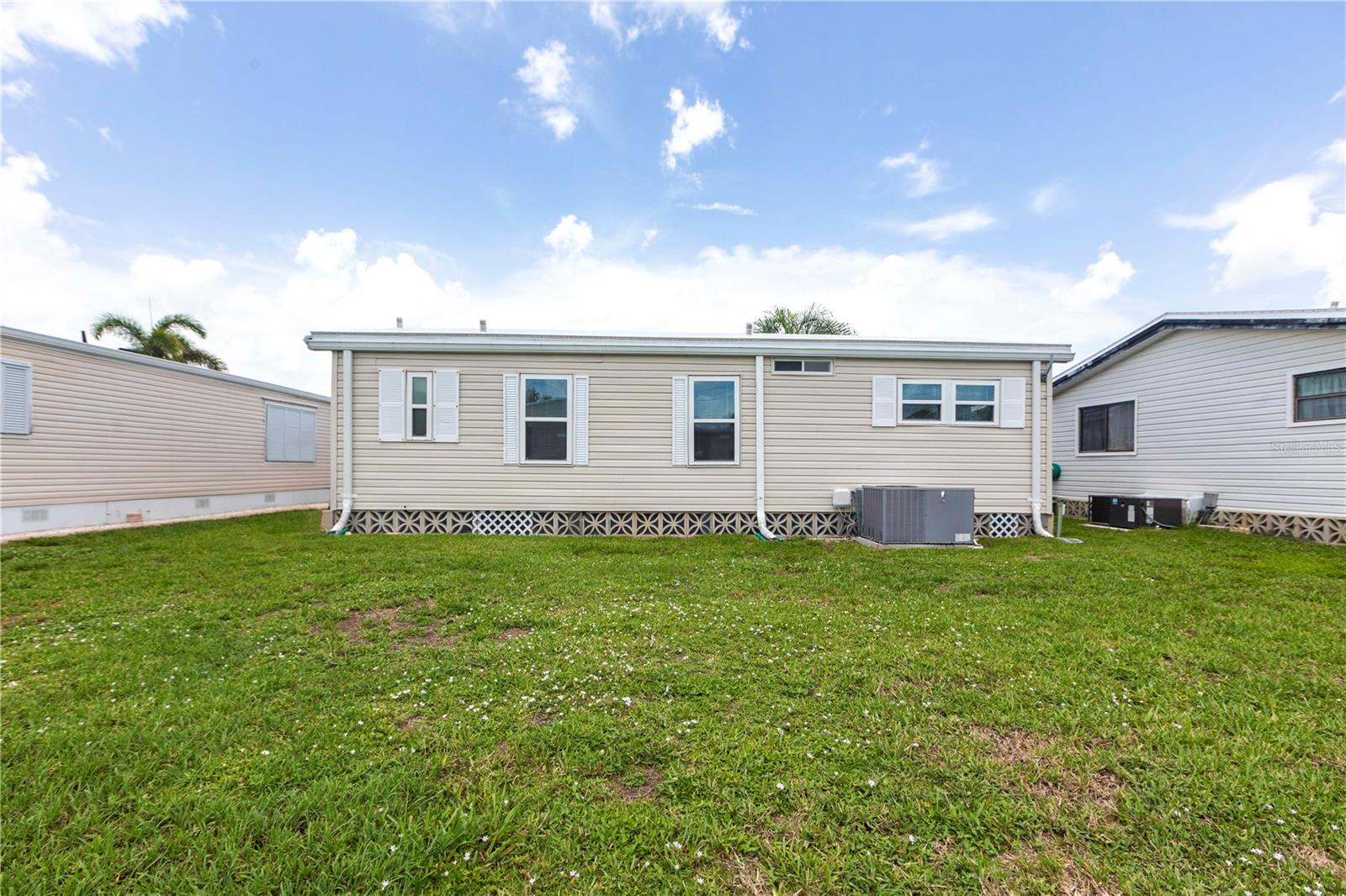 Image 21 of 74 For 2100 Kings Highway 655