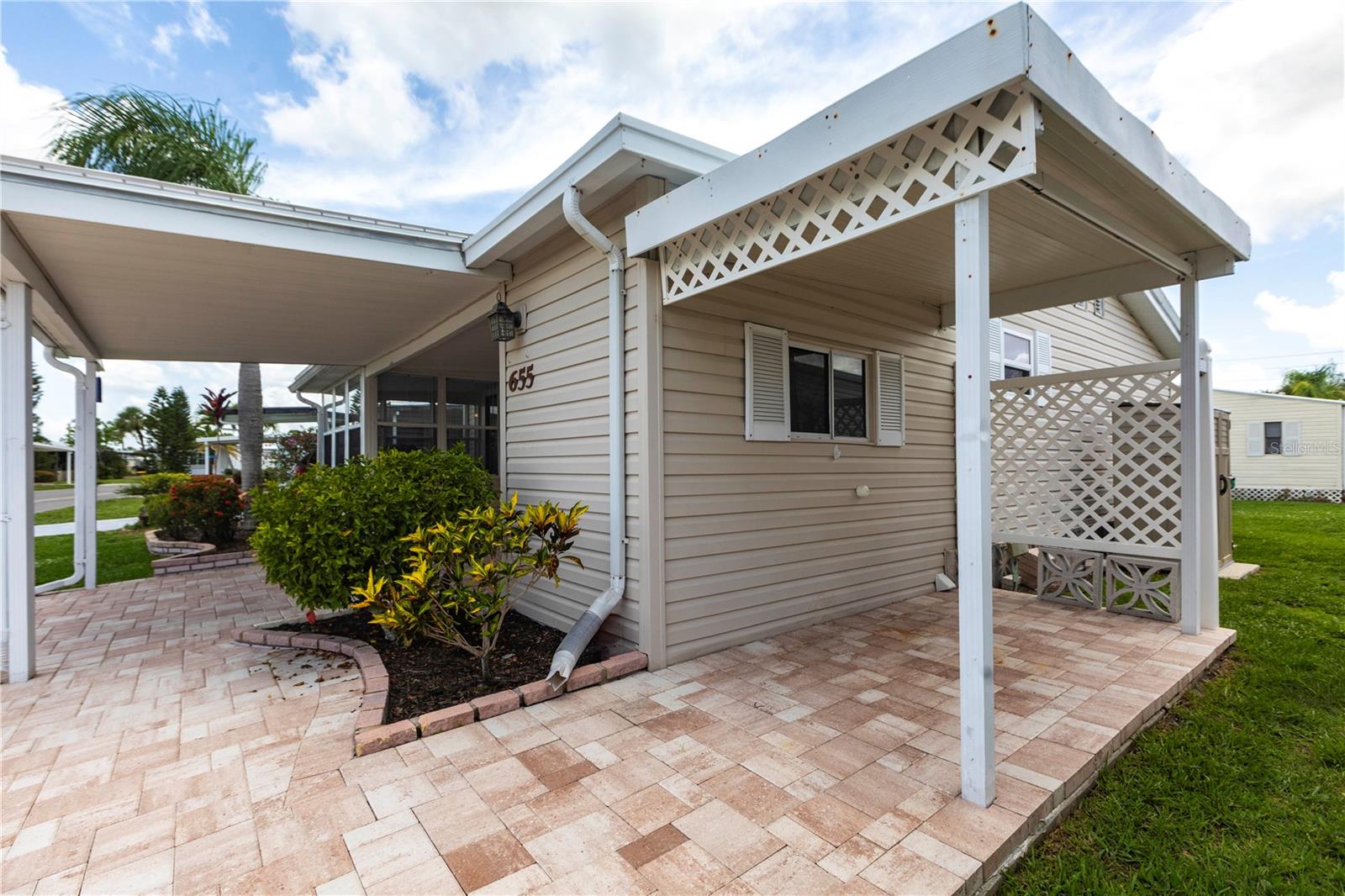 Image 4 of 74 For 2100 Kings Highway 655