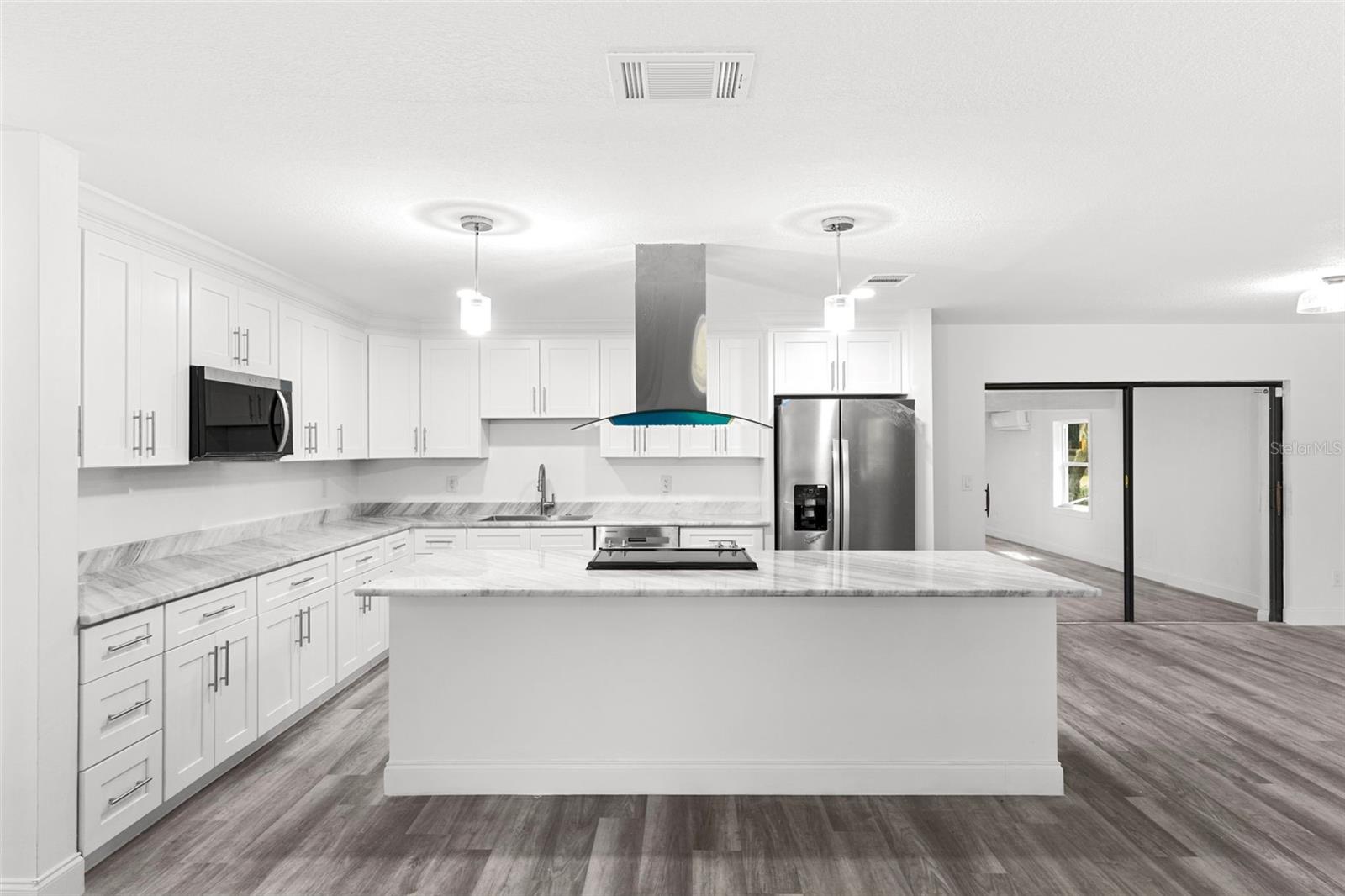 Image 10 of 53 For 4996 49th Street