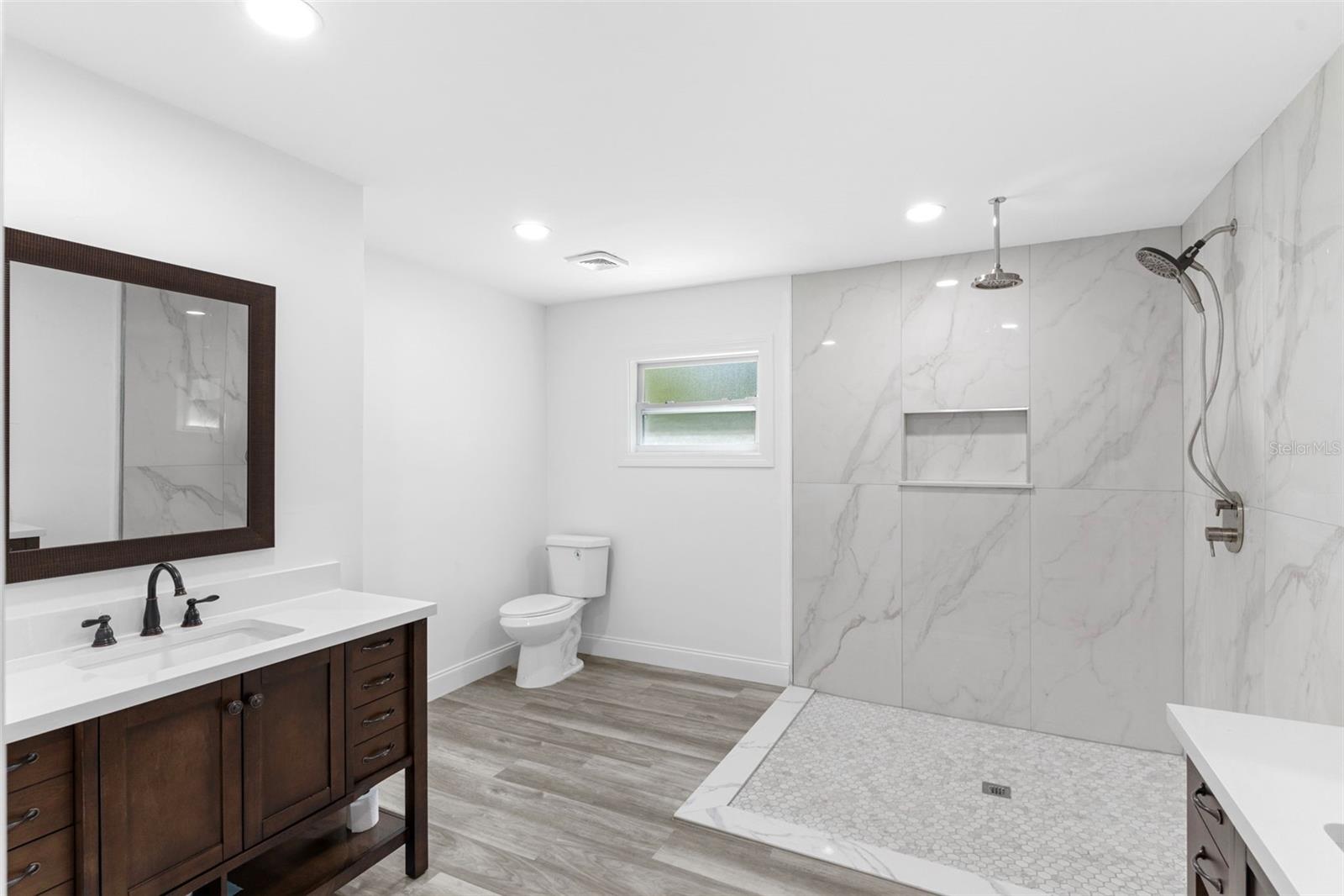 Image 21 of 53 For 4996 49th Street