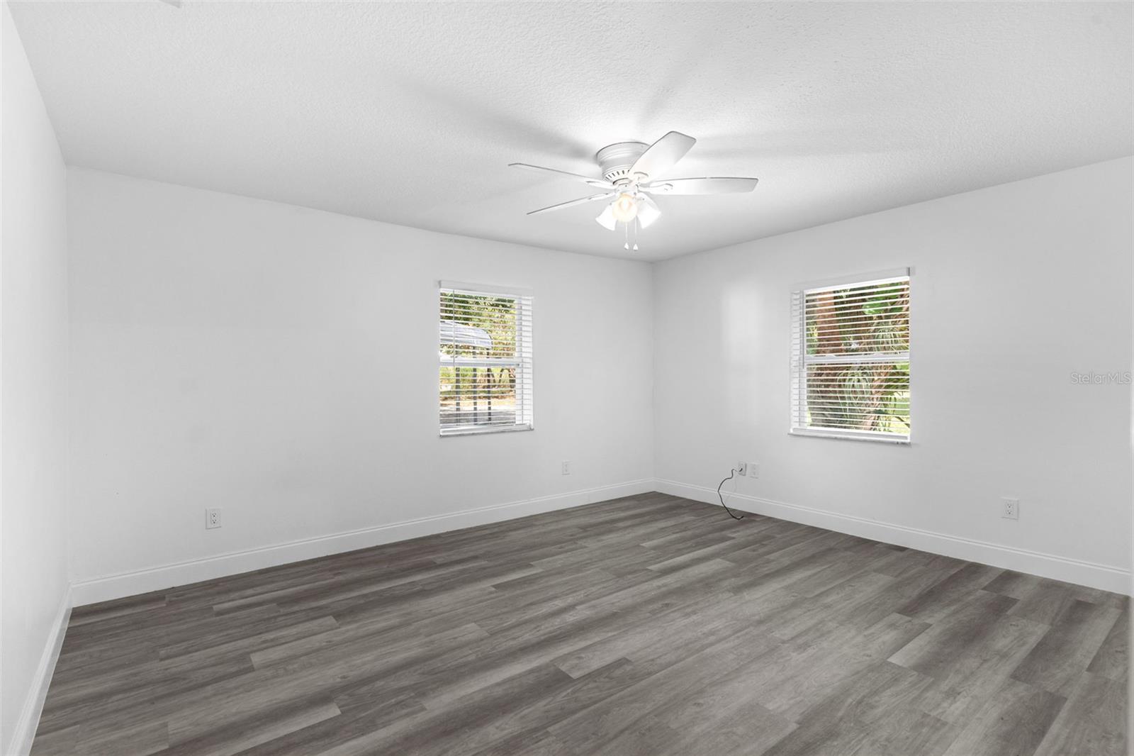 Image 27 of 53 For 4996 49th Street