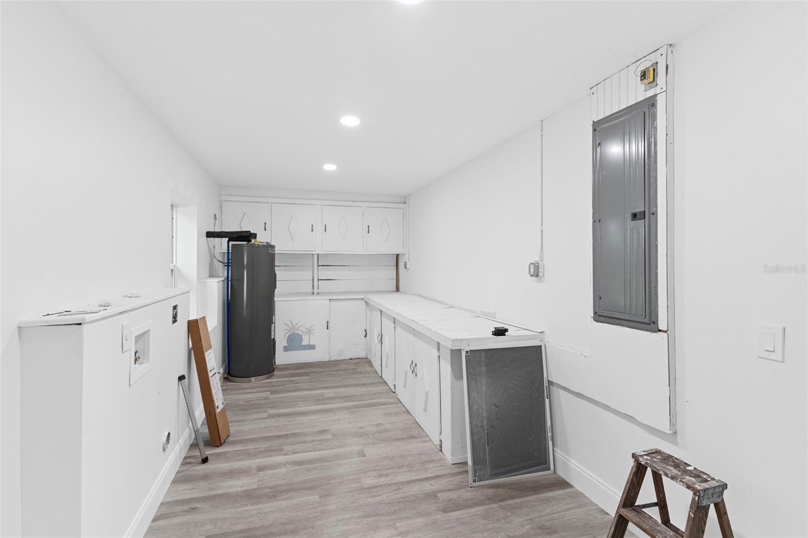 Image 31 of 53 For 4996 49th Street