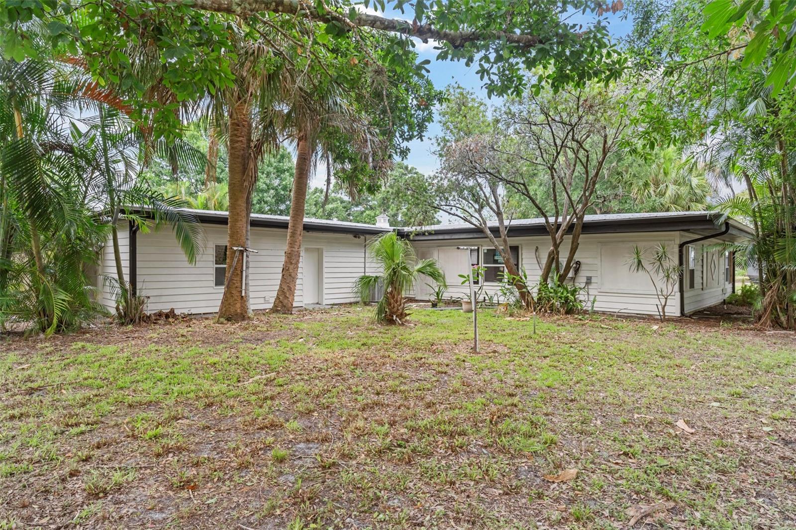 Image 33 of 53 For 4996 49th Street