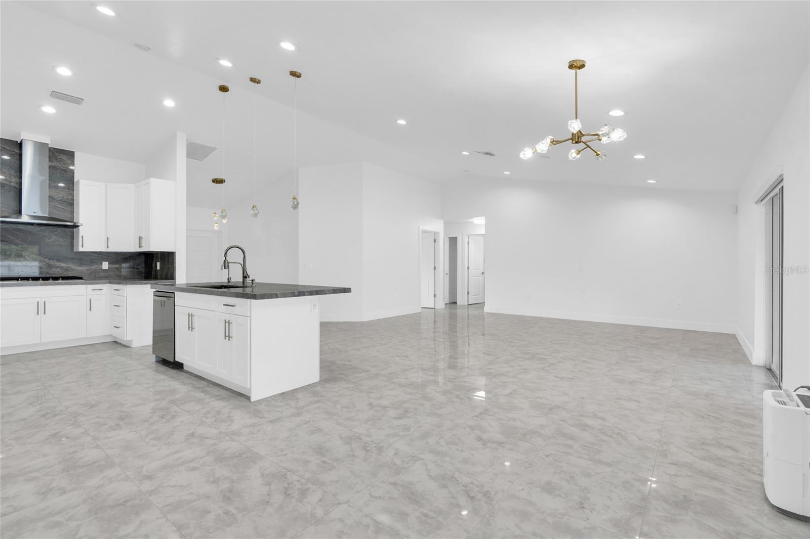 Image 10 of 48 For 3010 52nd Street W