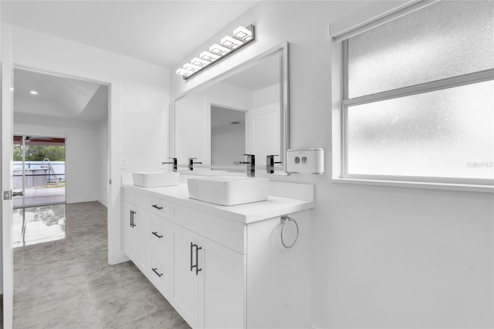 Image 21 of 48 For 3010 52nd Street W