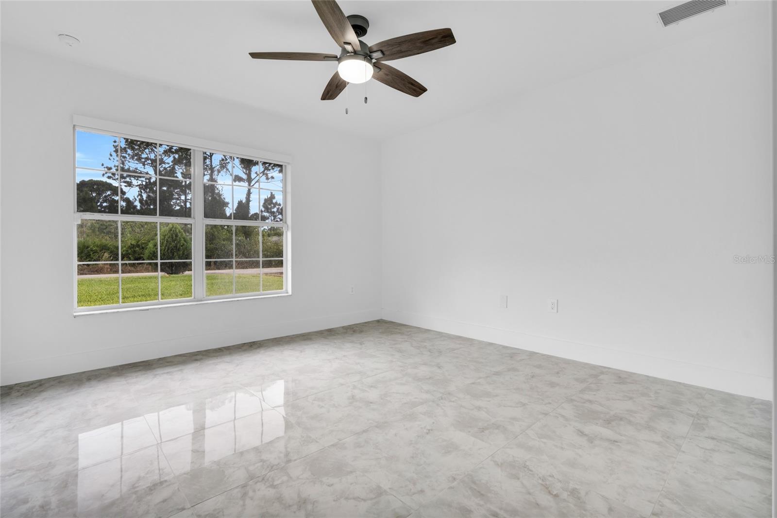 Image 24 of 48 For 3010 52nd Street W
