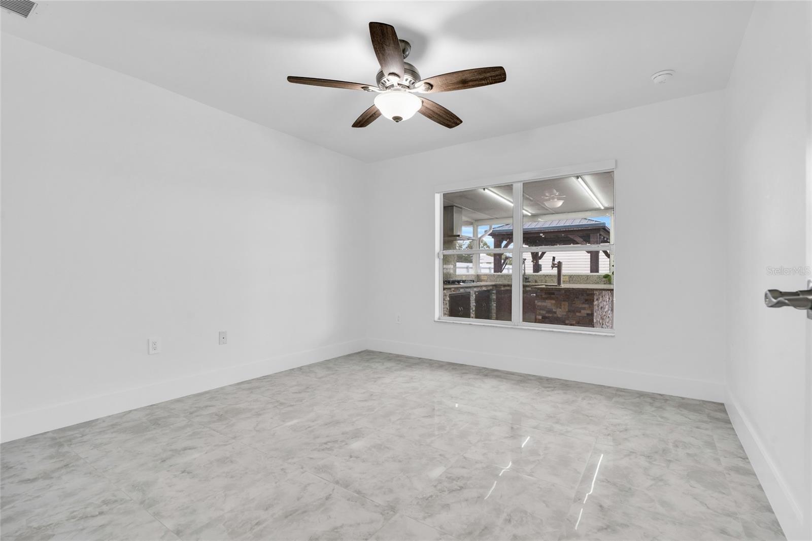 Image 26 of 48 For 3010 52nd Street W