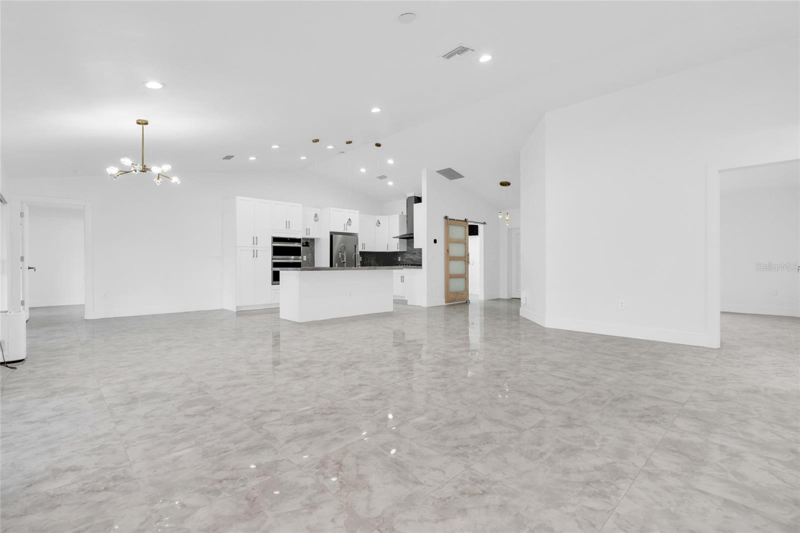 Image 28 of 48 For 3010 52nd Street W