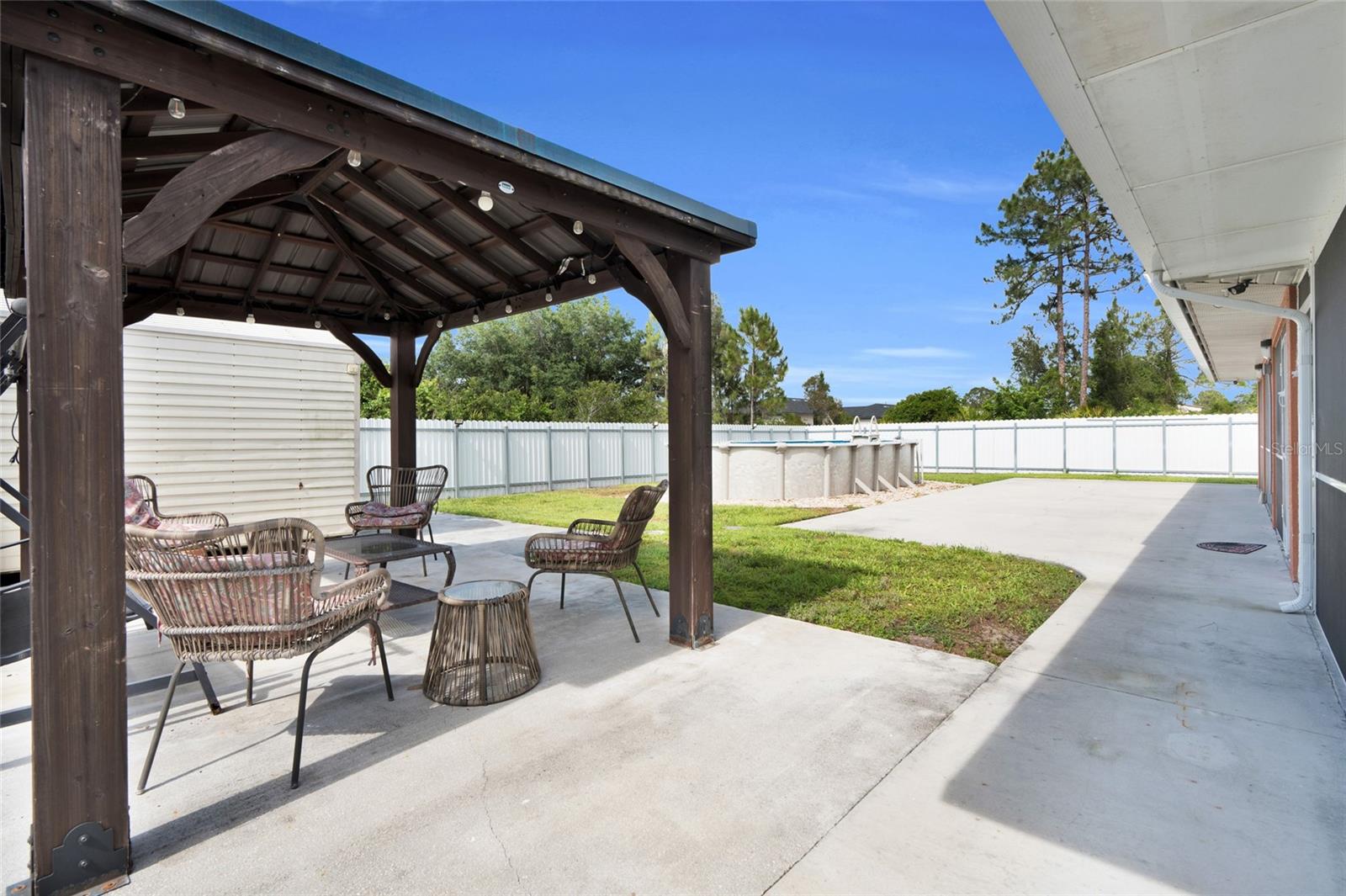 Image 36 of 48 For 3010 52nd Street W