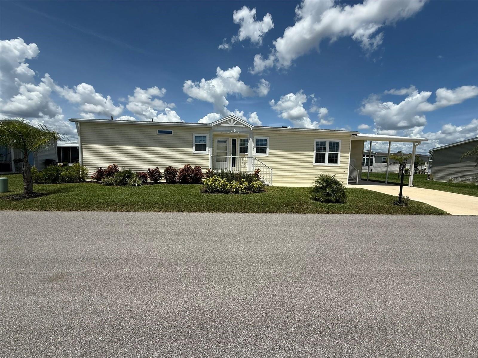 Details for 12116 County Road 769  80, LAKE SUZY, FL 34269