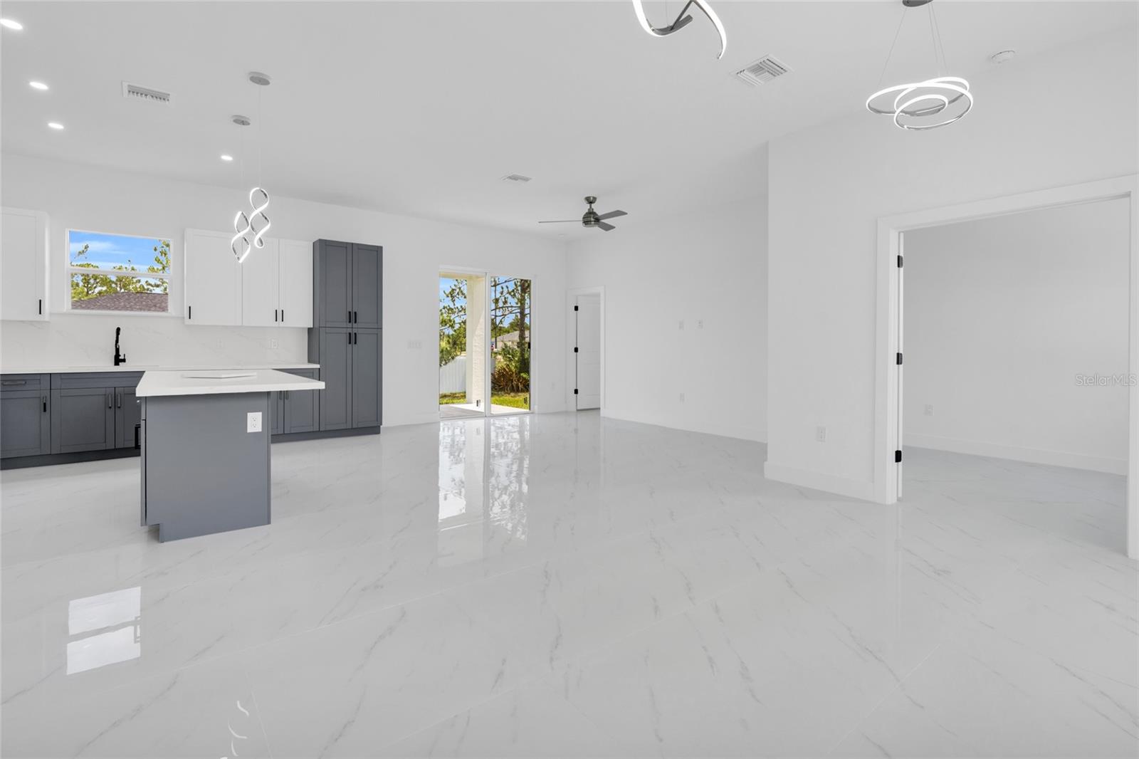 Image 32 of 35 For 3202 41st Street W