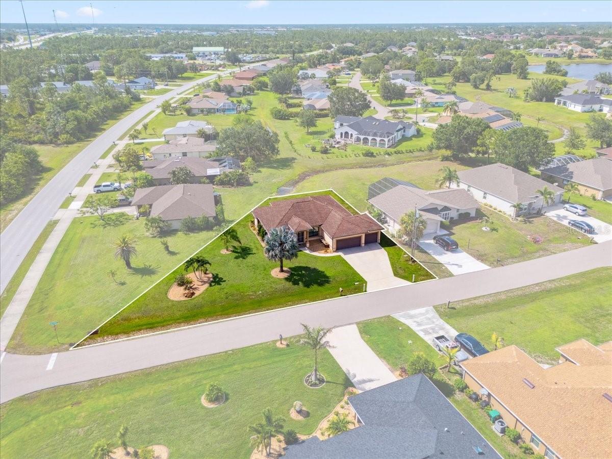 Image 34 of 41 For 1275 Blue Lake Circle