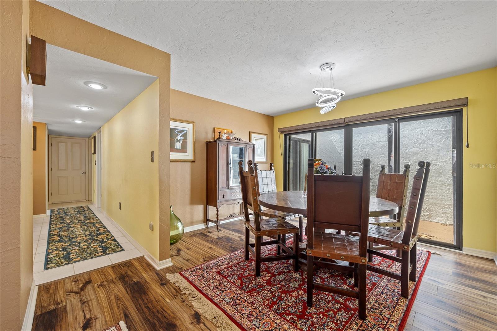 Image 7 of 42 For 25188 Marion Avenue 45