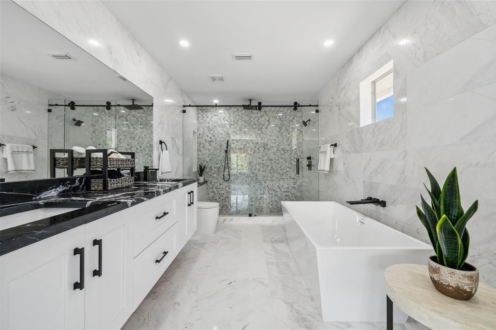 Image 31 of 50 For 4837 Tarpon Avenue