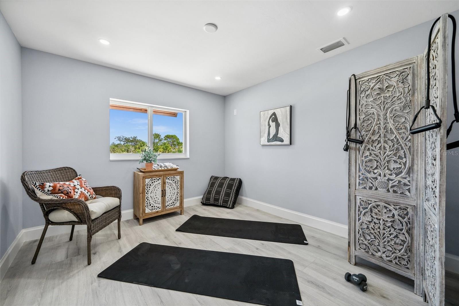Image 39 of 50 For 4837 Tarpon Avenue