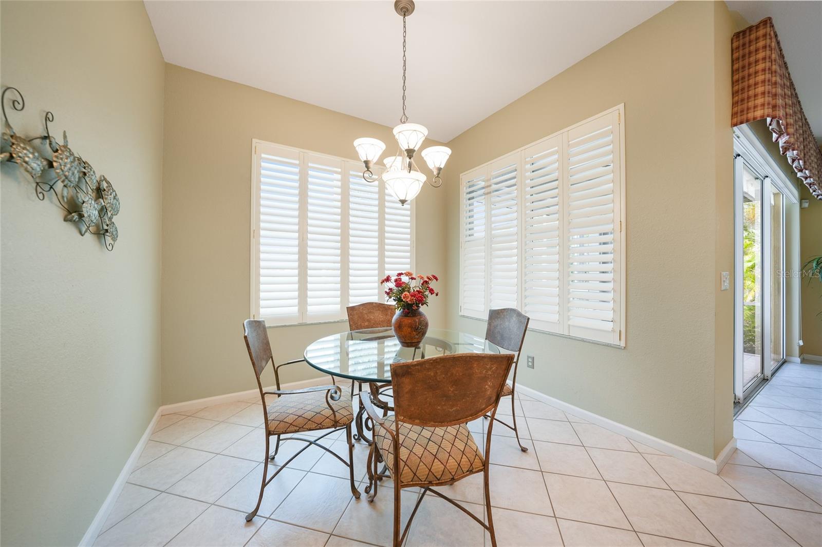 Image 12 of 61 For 14311 Reserve Court