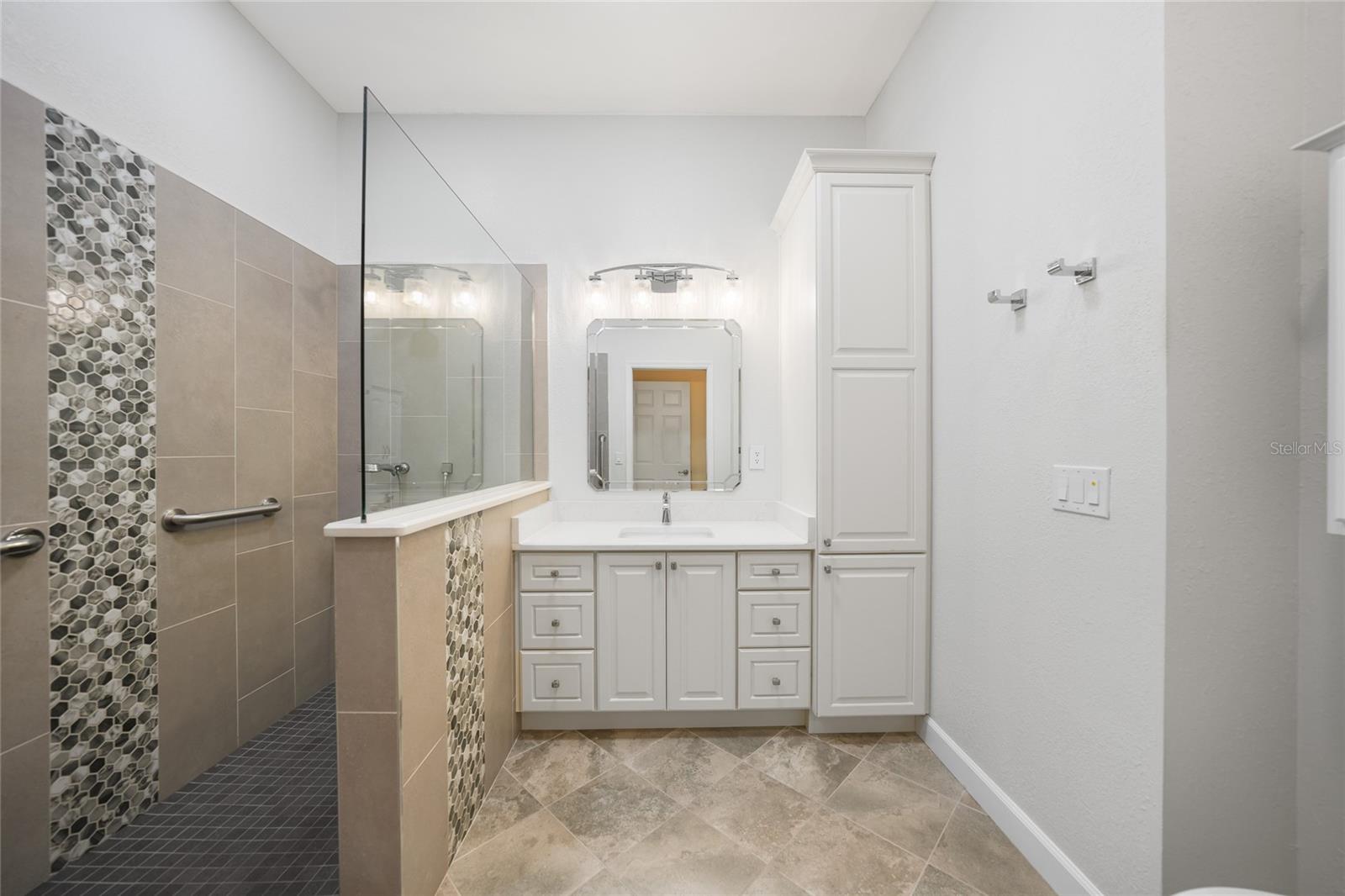 Image 20 of 61 For 14311 Reserve Court