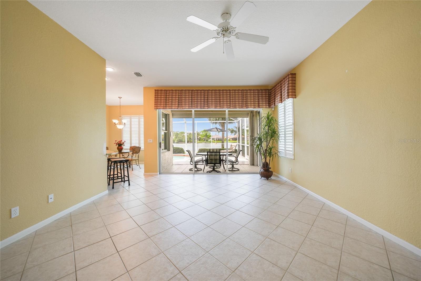 Image 5 of 61 For 14311 Reserve Court