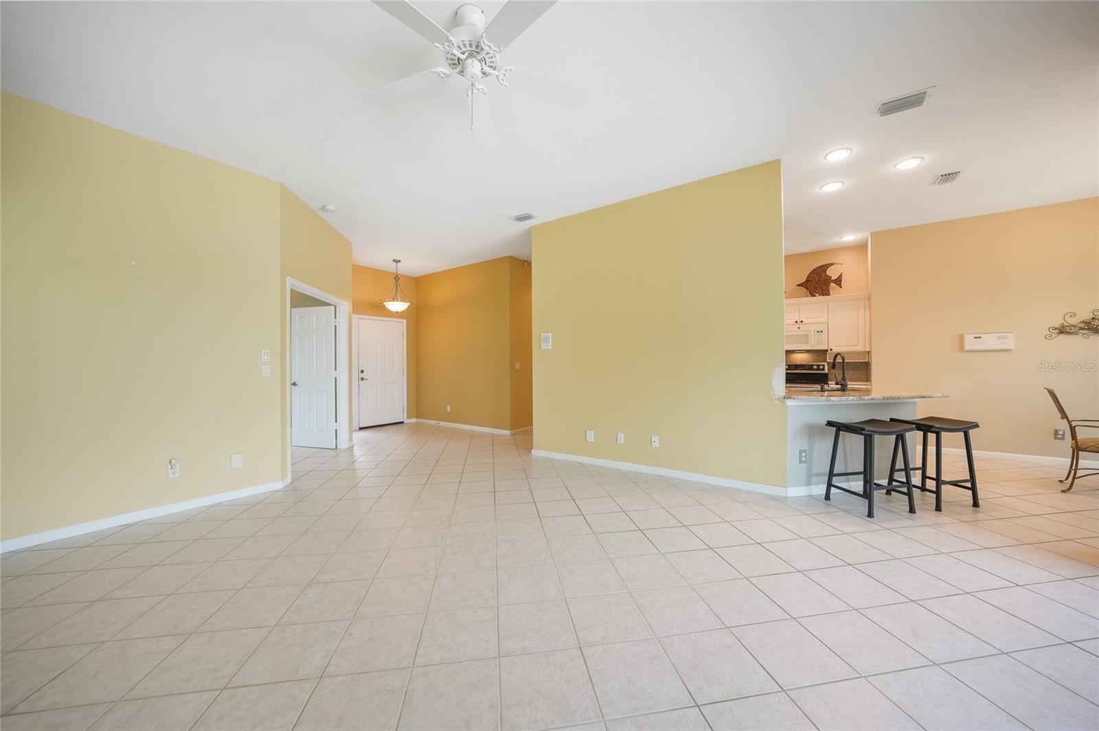 Image 6 of 61 For 14311 Reserve Court