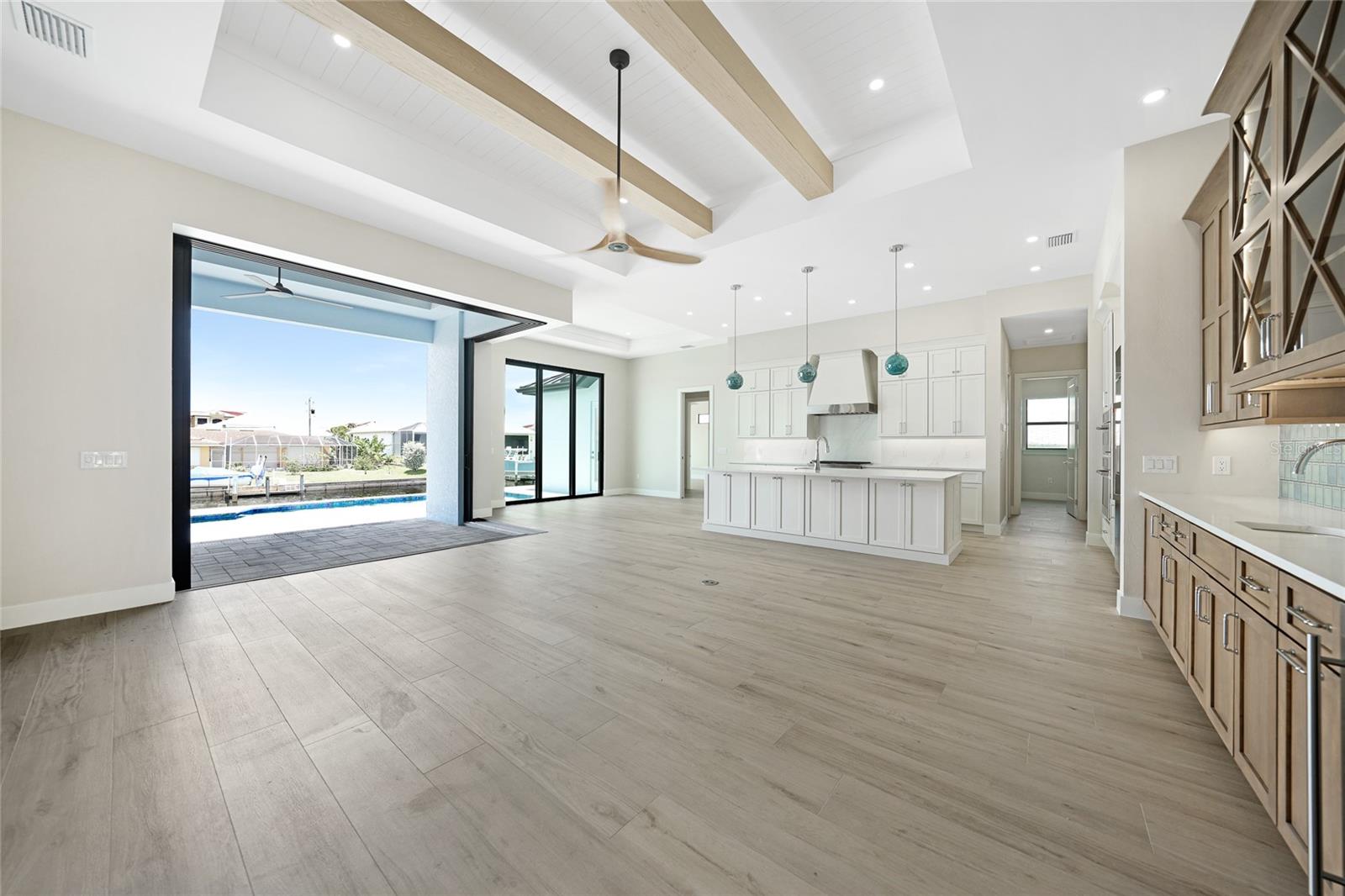 Image 13 of 62 For 2815 Coral Way