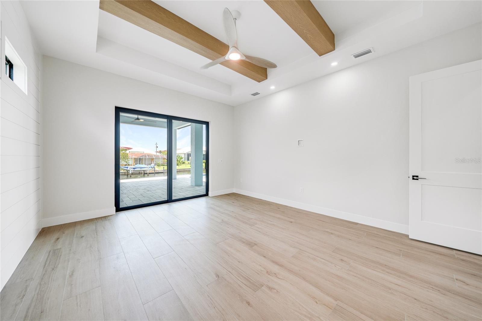 Image 23 of 62 For 2815 Coral Way