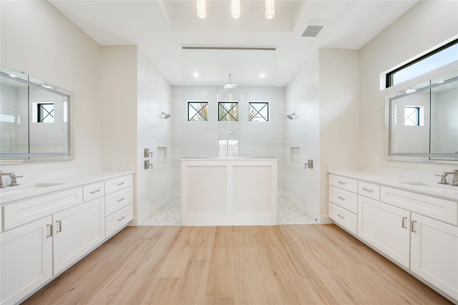 Image 25 of 62 For 2815 Coral Way
