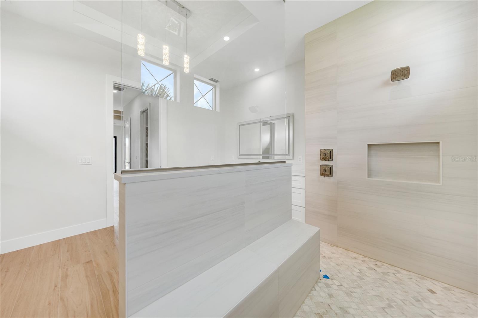 Image 27 of 62 For 2815 Coral Way
