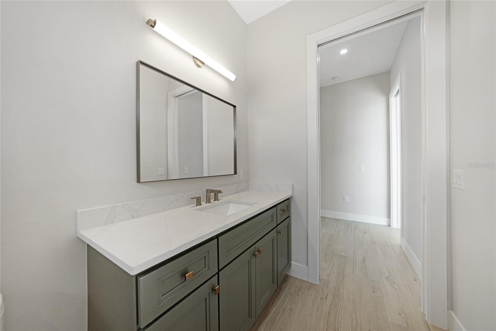 Image 34 of 62 For 2815 Coral Way