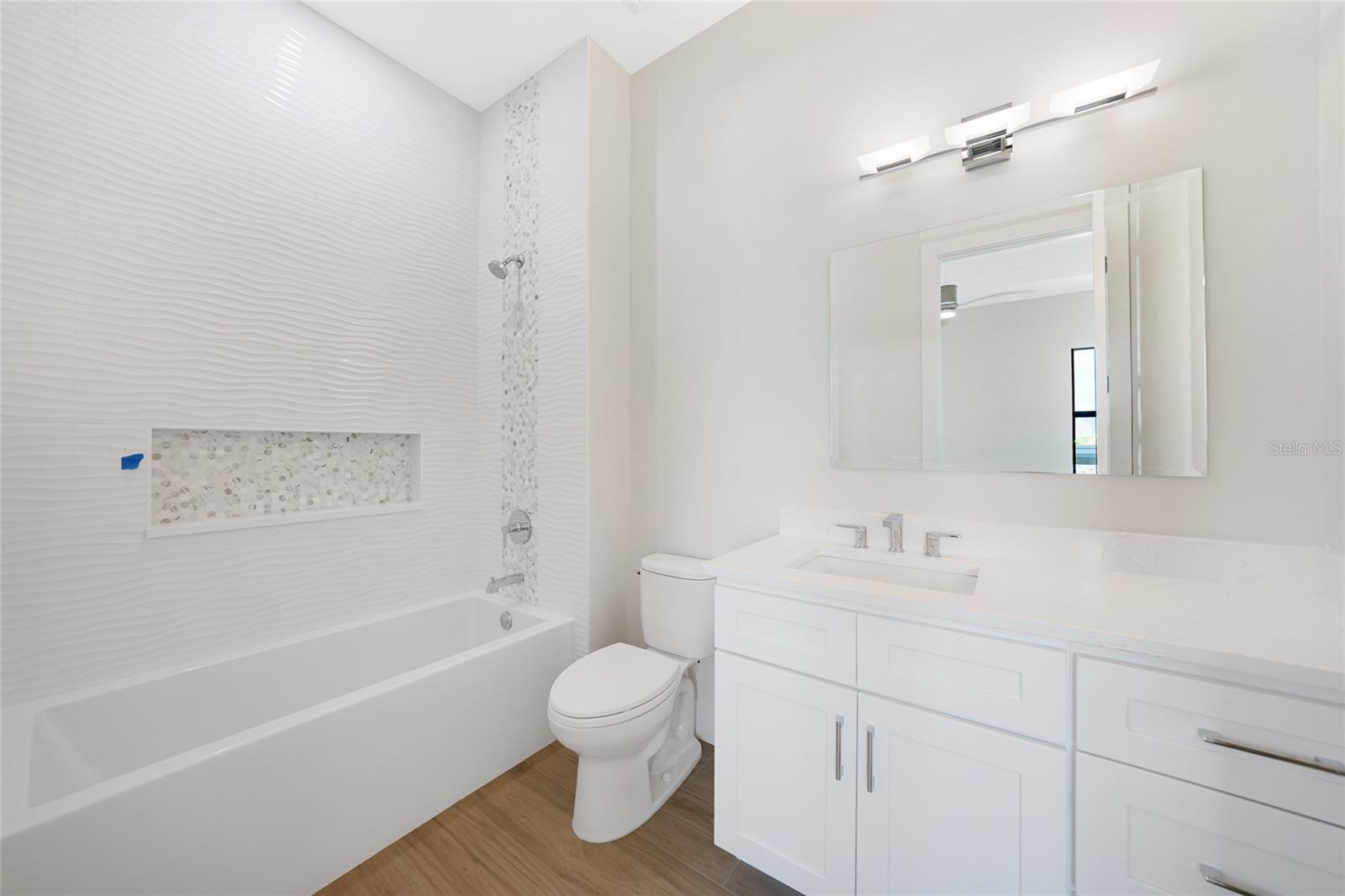 Image 37 of 62 For 2815 Coral Way