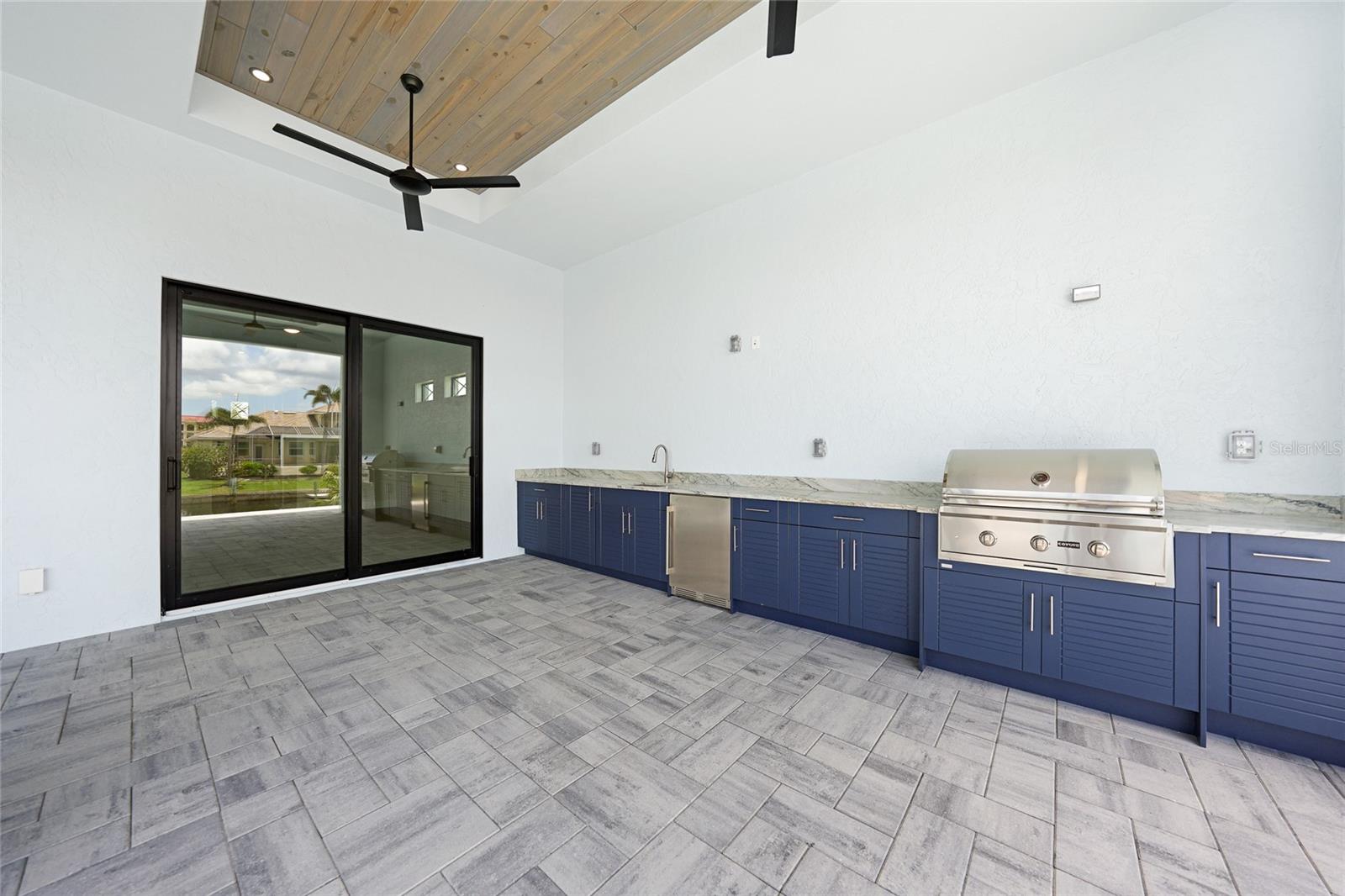 Image 43 of 62 For 2815 Coral Way