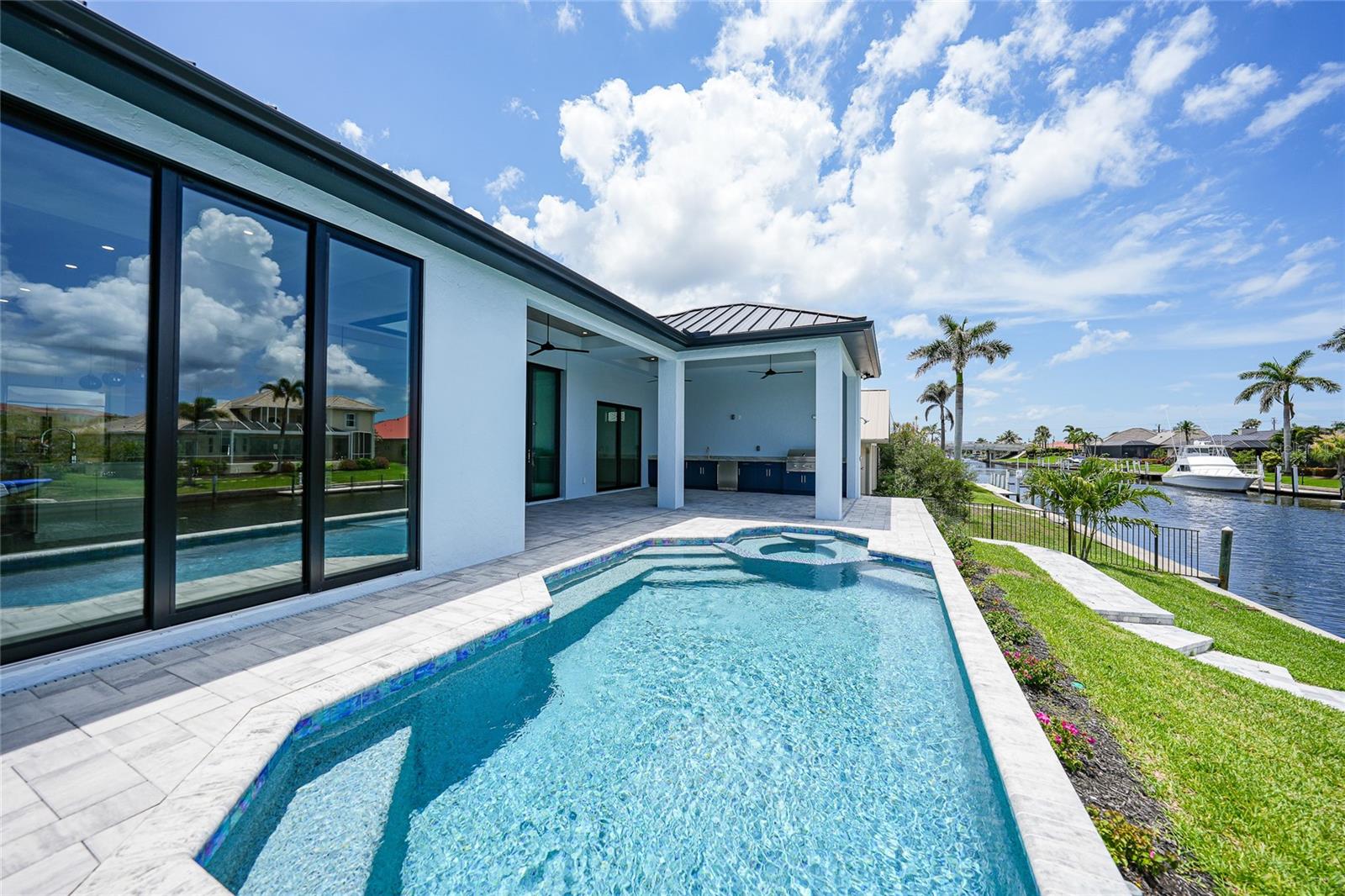 Image 46 of 62 For 2815 Coral Way