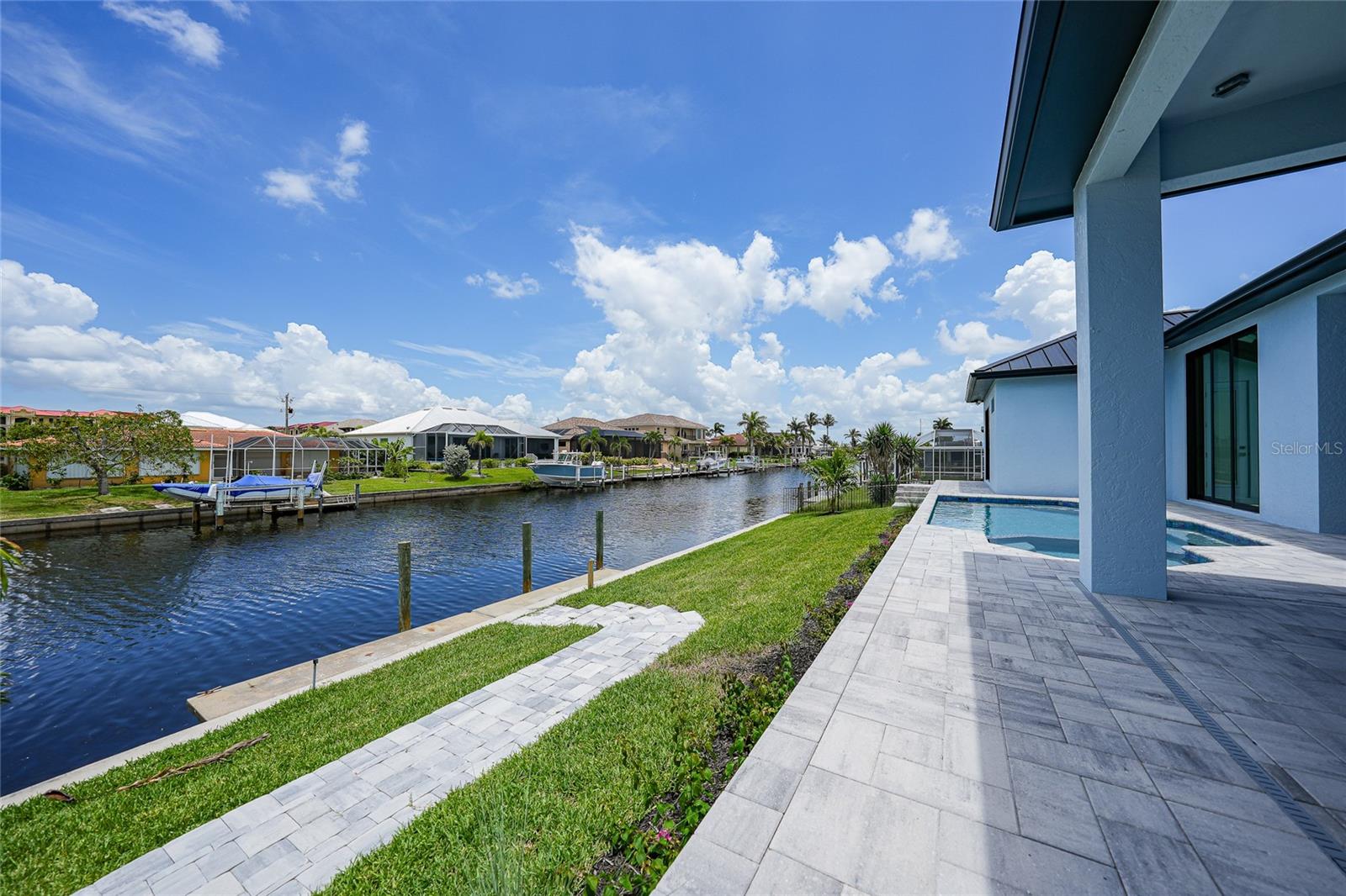Image 50 of 62 For 2815 Coral Way