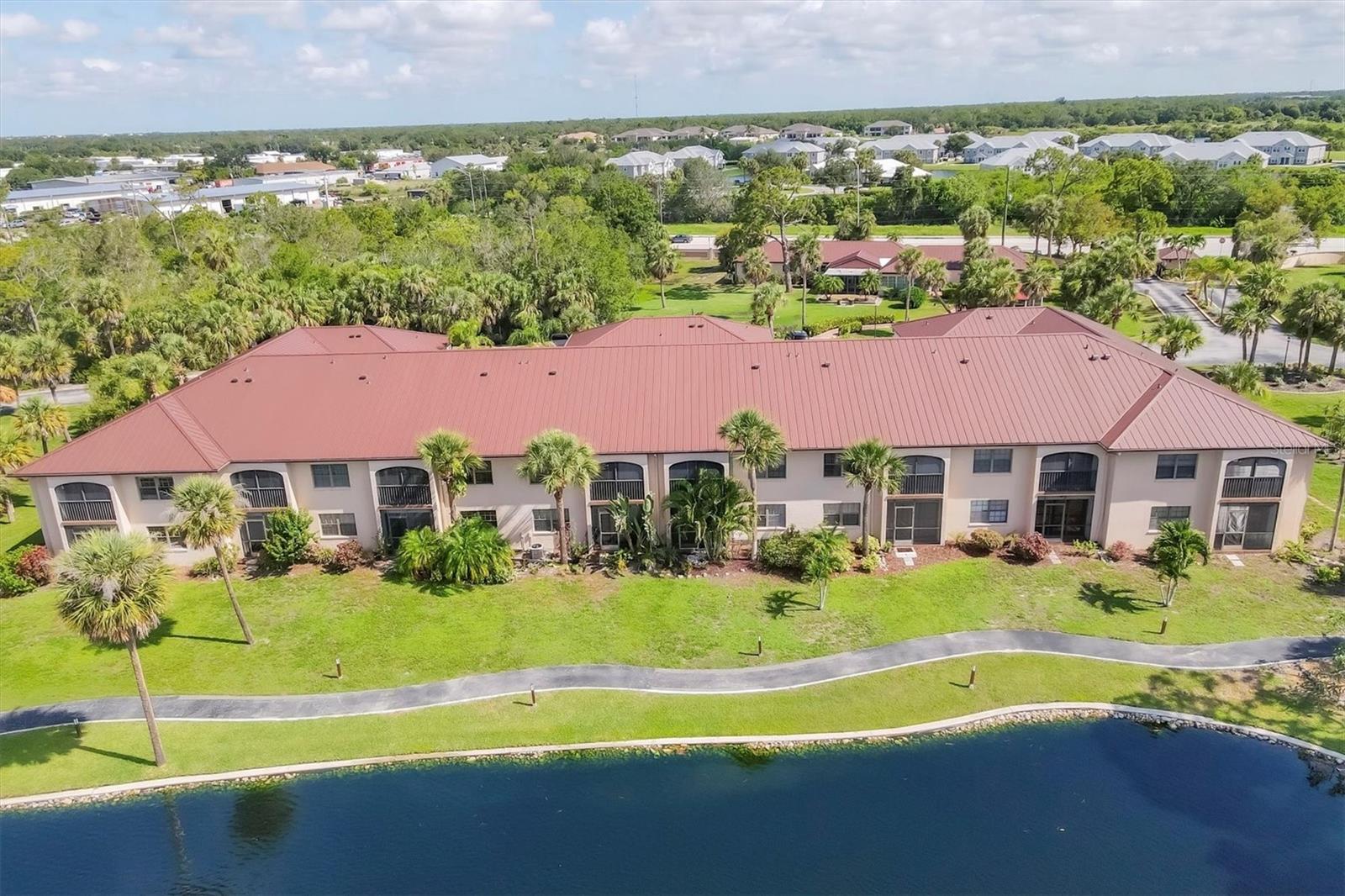 Image 41 of 43 For 23465 Harborview Road 1031
