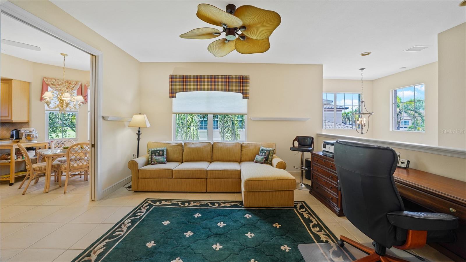 Image 10 of 59 For 786 Regency Reserve Circle 1404