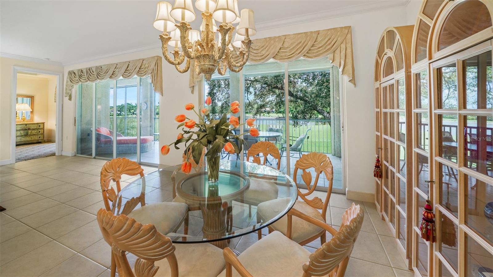 Image 23 of 59 For 786 Regency Reserve Circle 1404