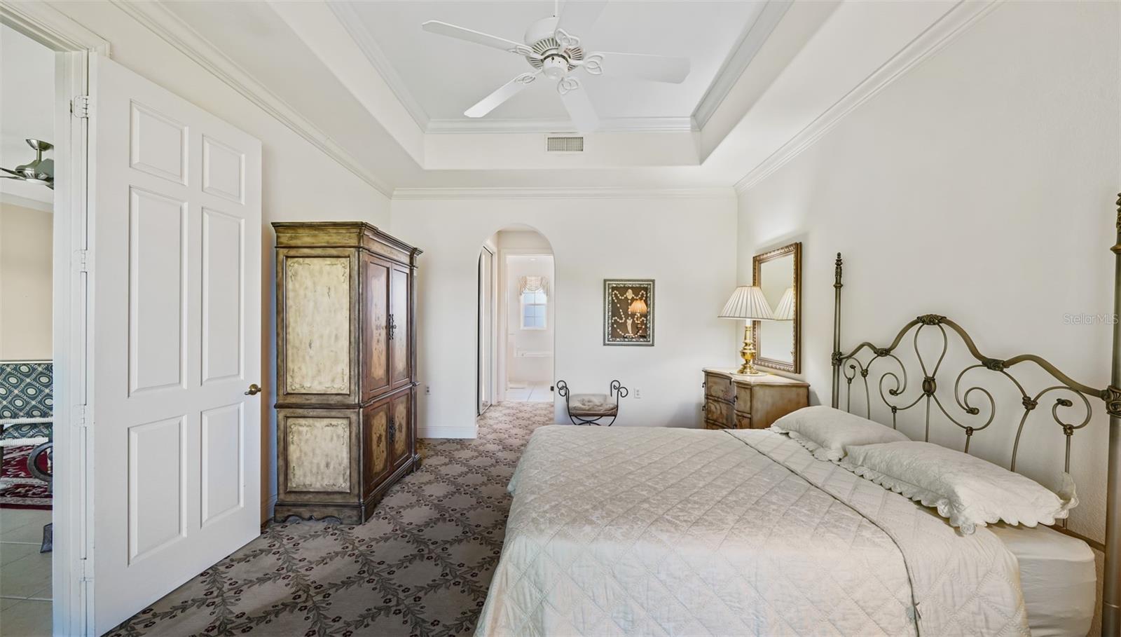 Image 32 of 59 For 786 Regency Reserve Circle 1404