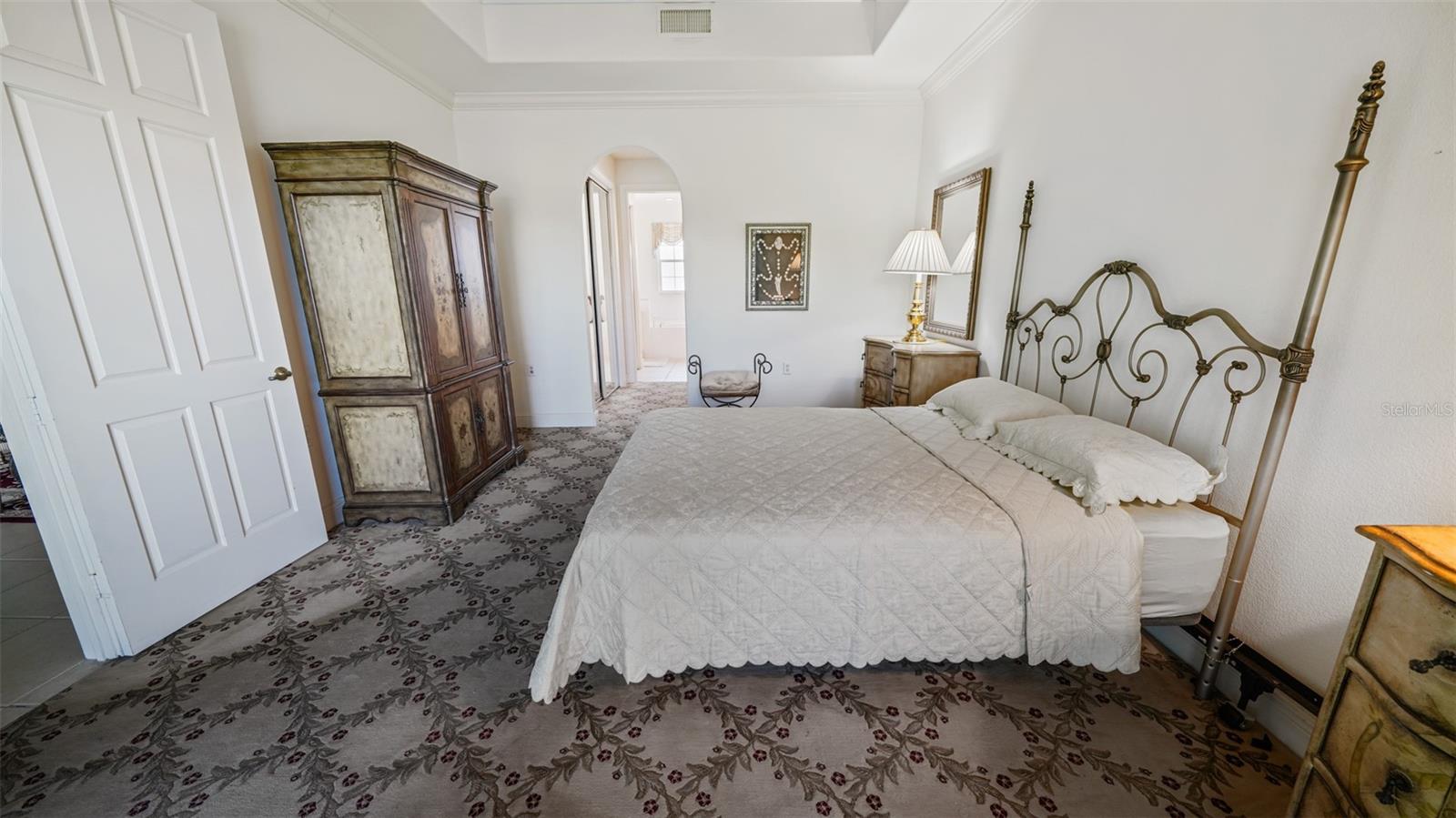 Image 33 of 59 For 786 Regency Reserve Circle 1404