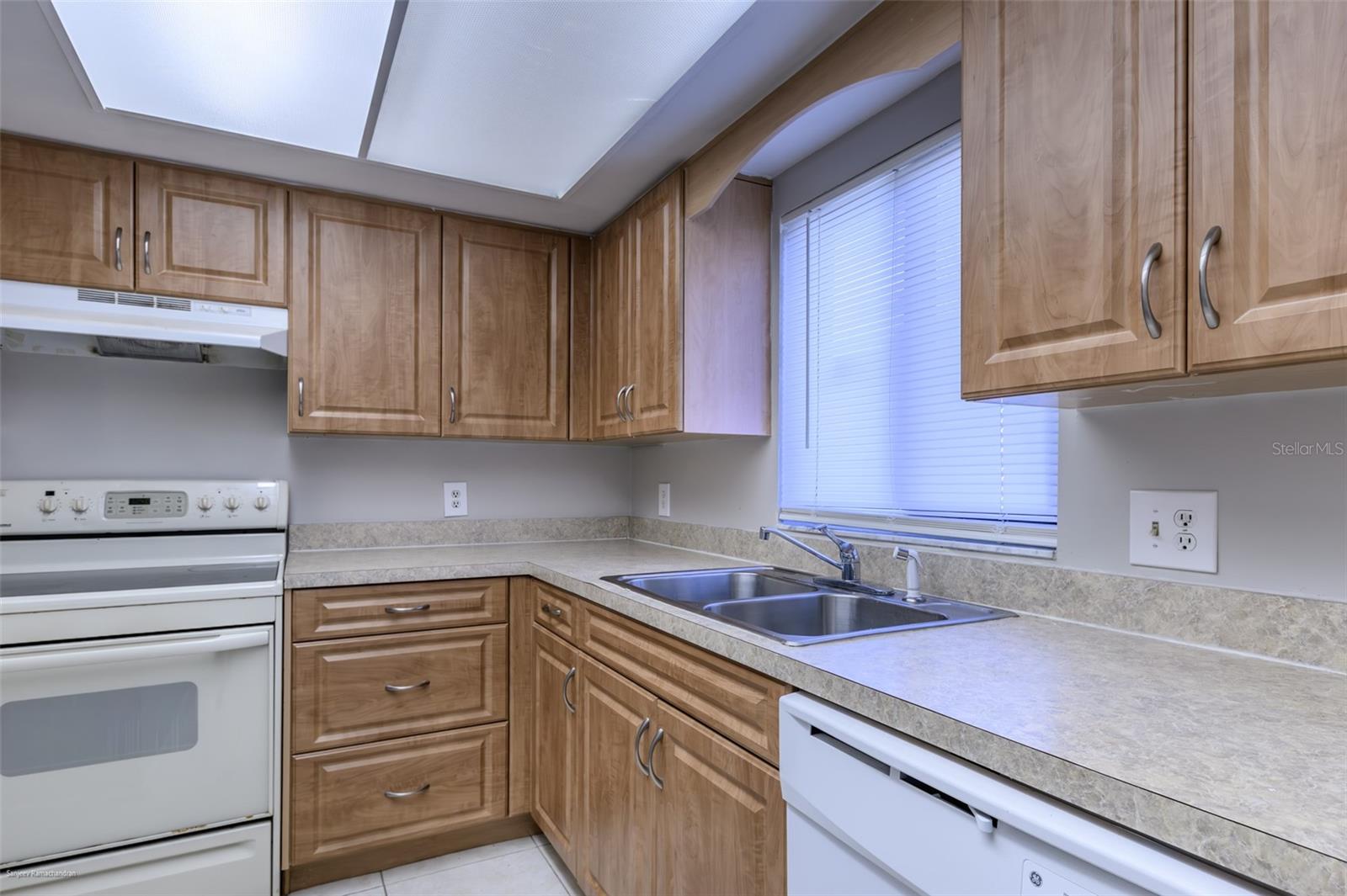 Image 19 of 47 For 1204 Spanish Cay Lane B