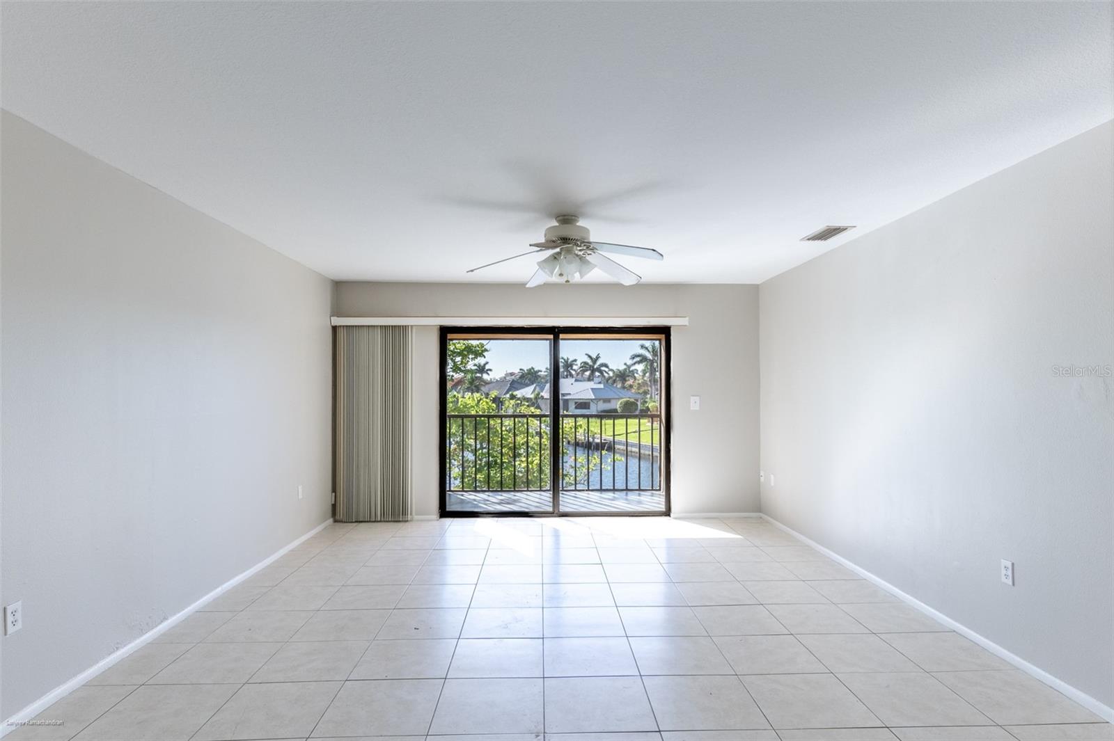 Image 5 of 47 For 1204 Spanish Cay Lane B