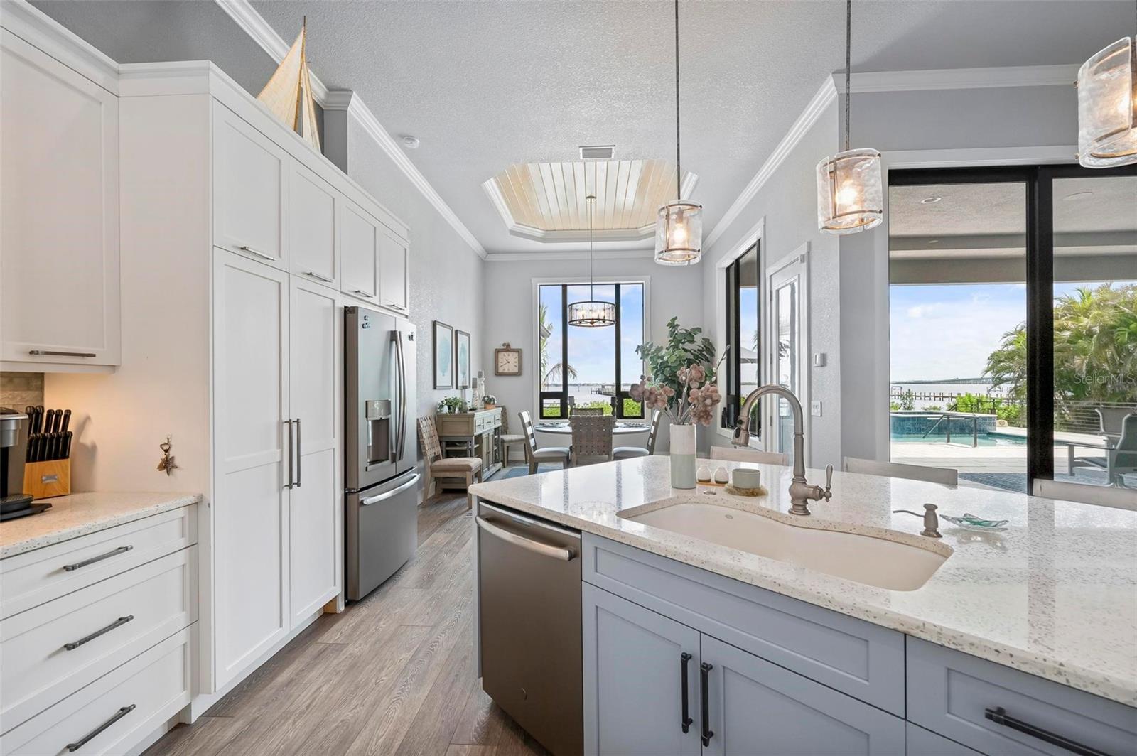 Image 14 of 70 For 25462 Shore Drive