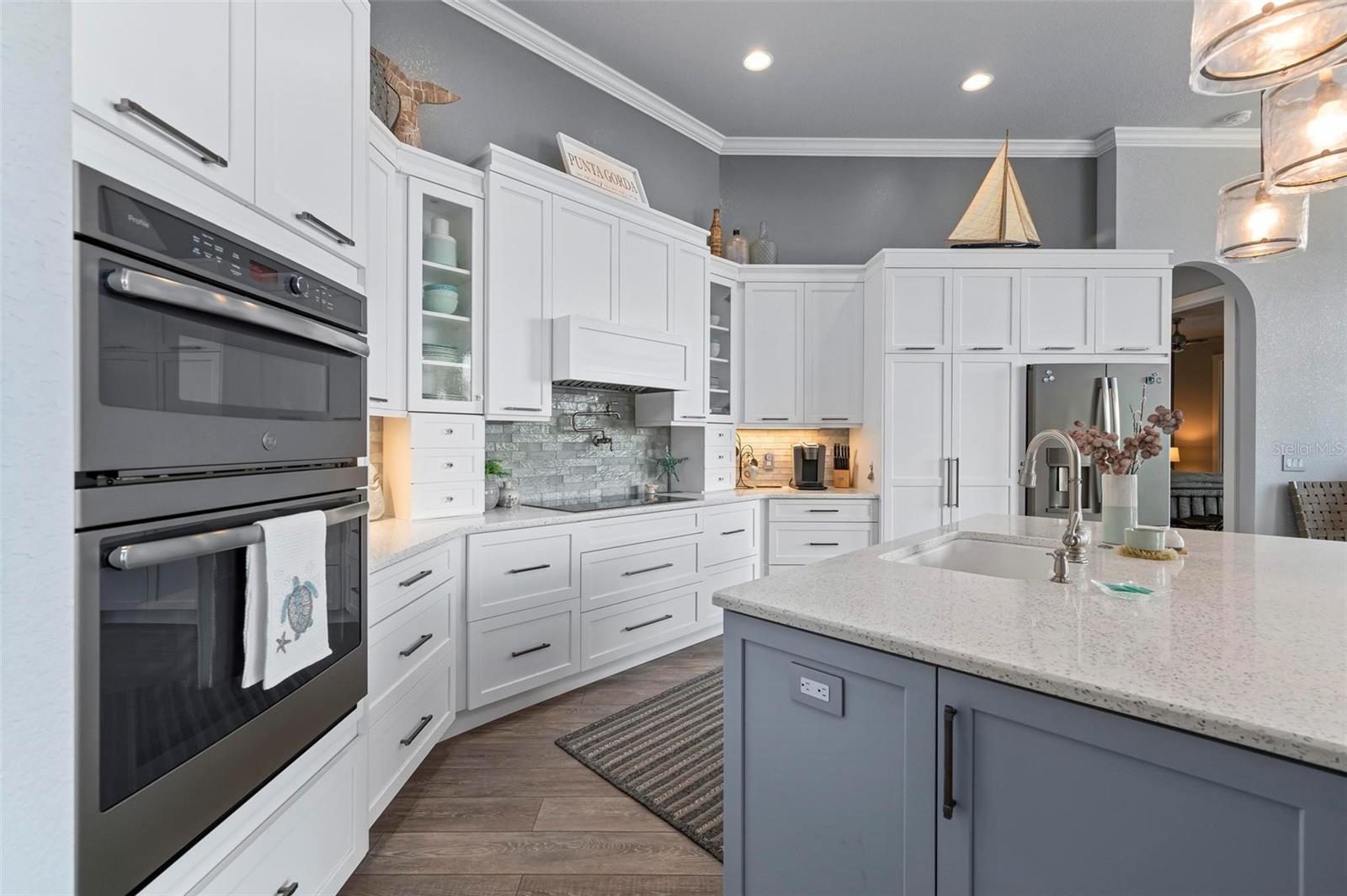 Image 15 of 70 For 25462 Shore Drive