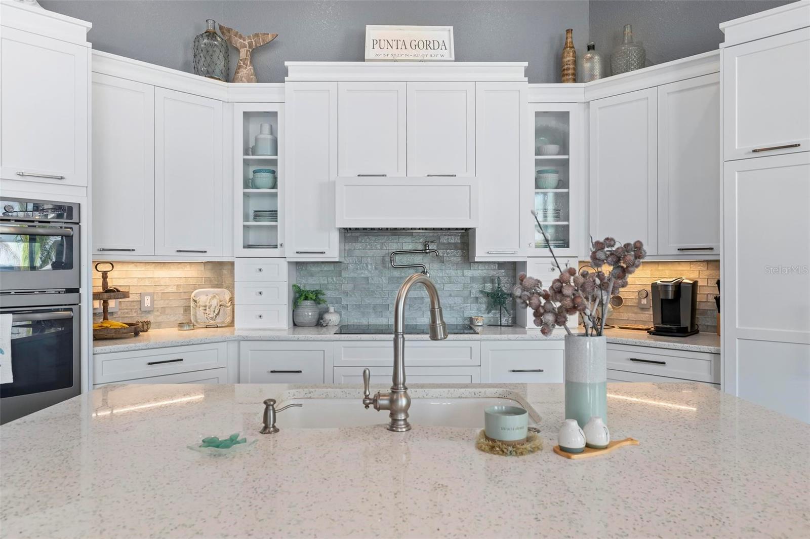 Image 18 of 70 For 25462 Shore Drive