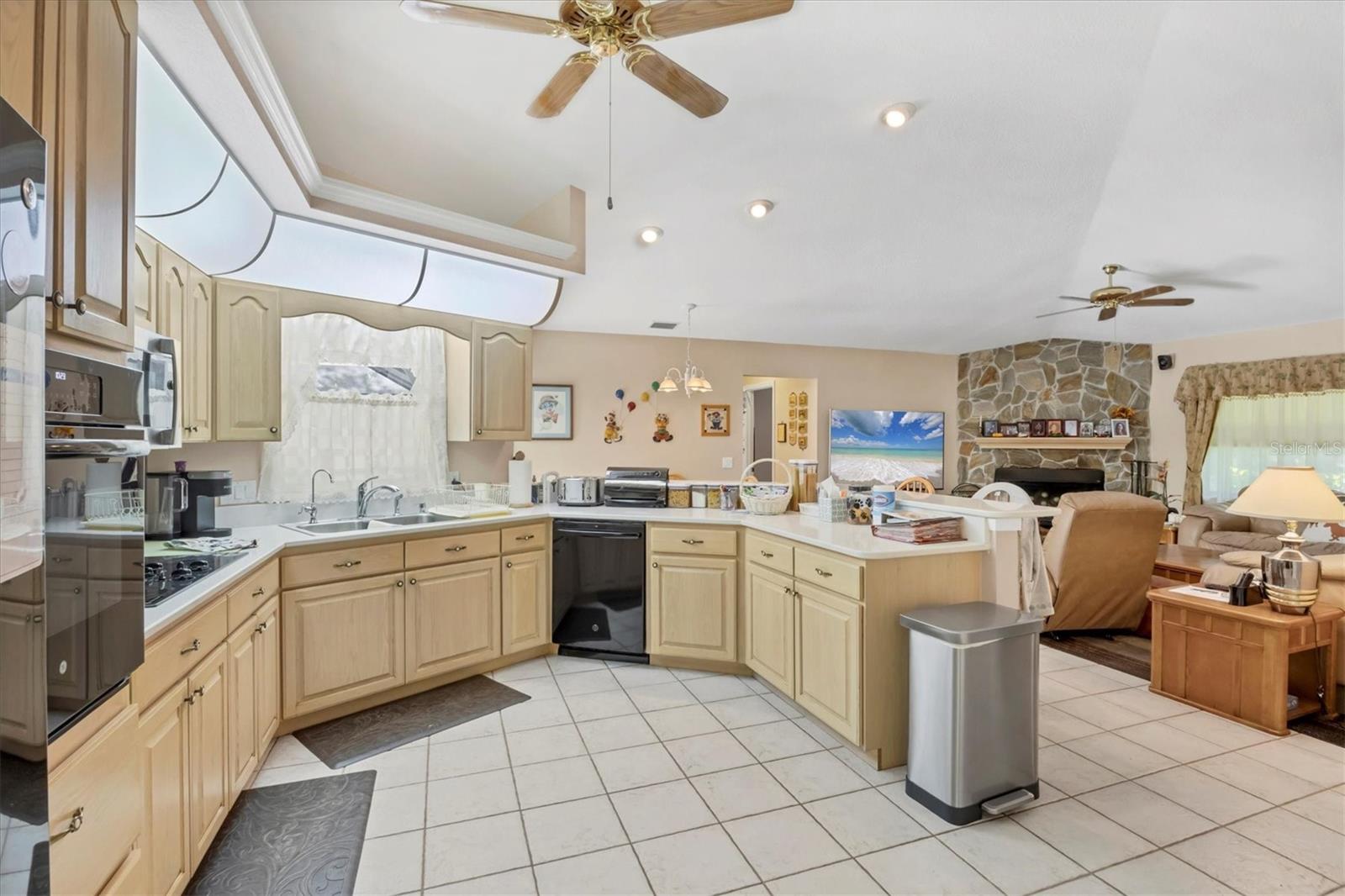 Image 15 of 40 For 6514 Biscayne Drive