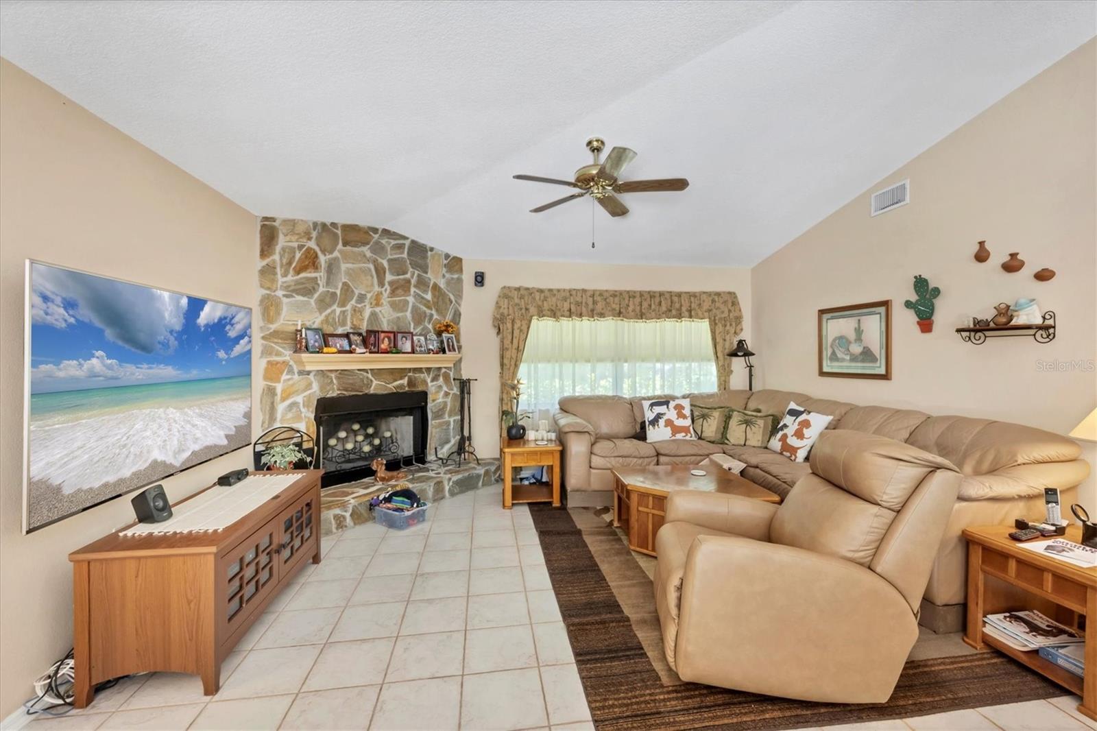 Image 18 of 40 For 6514 Biscayne Drive