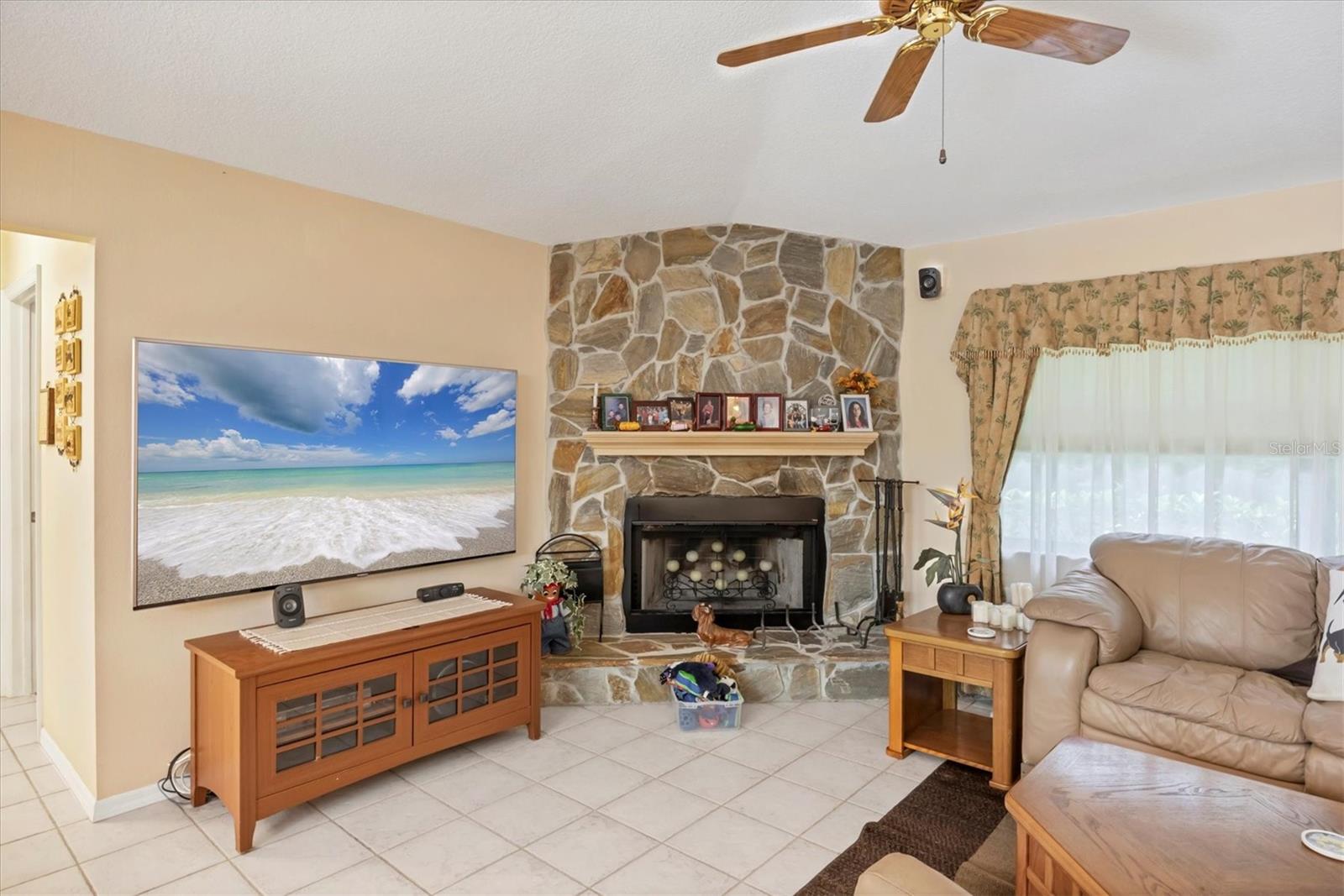 Image 19 of 40 For 6514 Biscayne Drive