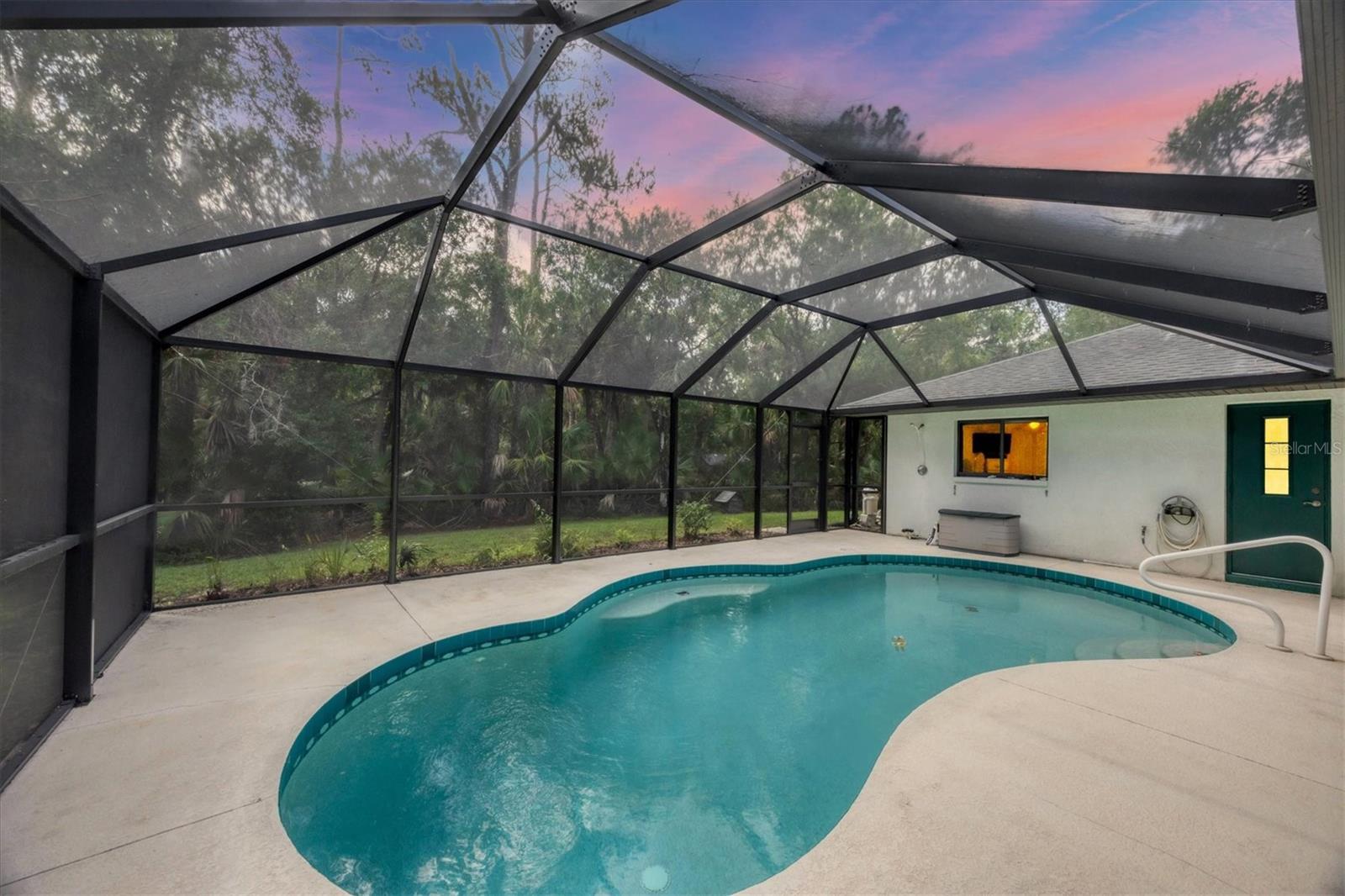 Image 2 of 40 For 6514 Biscayne Drive